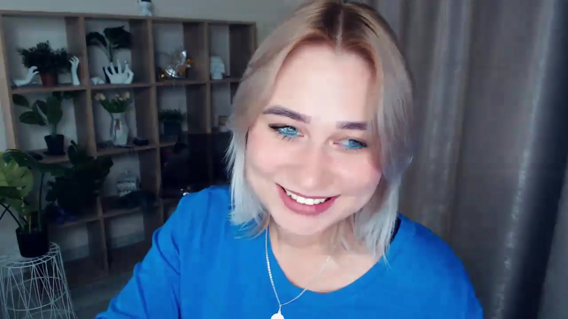 Gallery image thumbnail from Kukla_kolduna's myfreecams stream on, 11/13/2024, 17:05 image 7 of 20