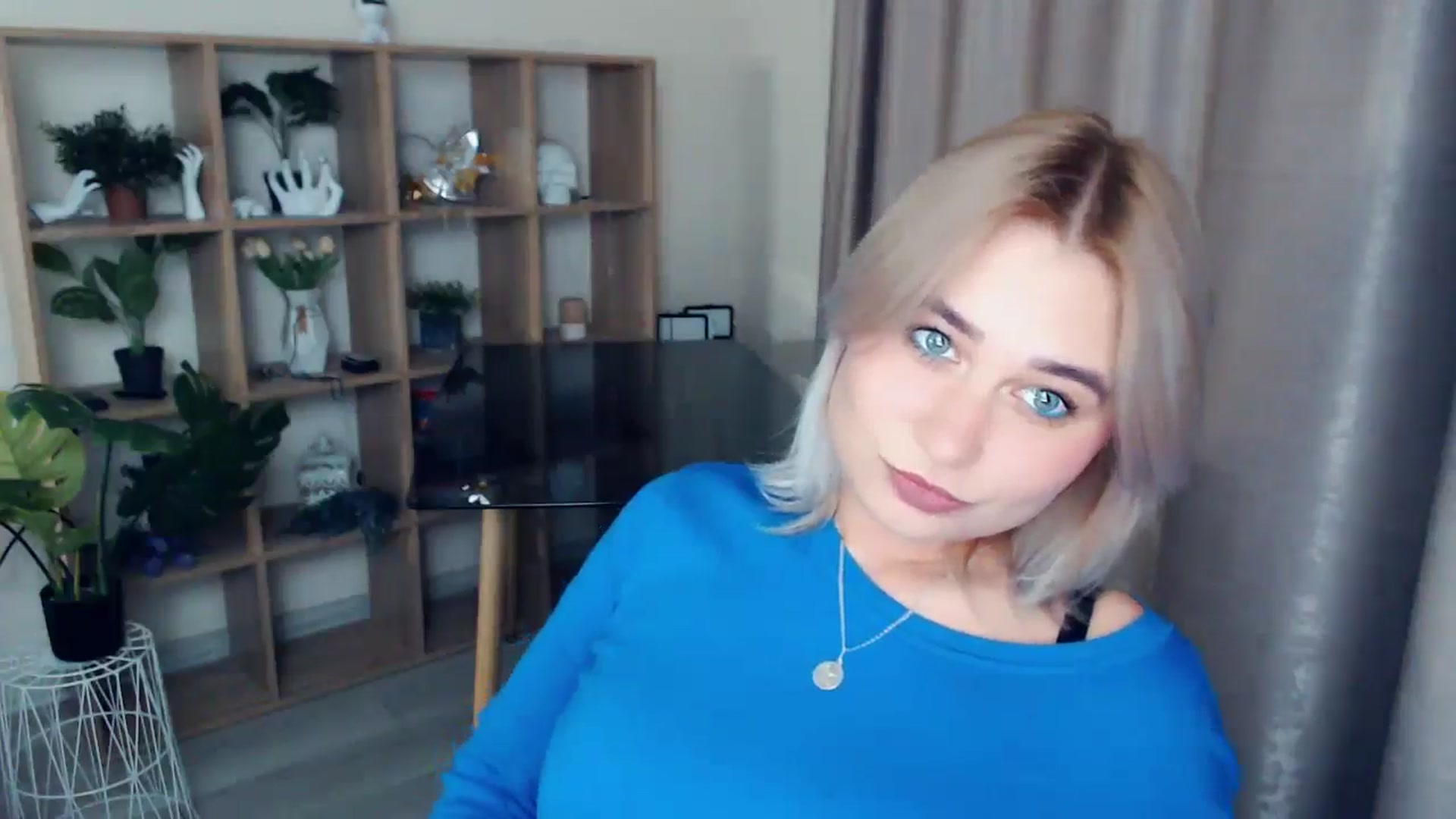 Gallery image thumbnail from Kukla_kolduna's myfreecams stream on, 11/13/2024, 17:05 image 3 of 20