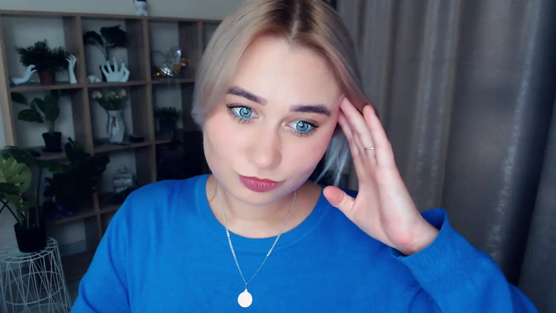 Gallery image thumbnail from Kukla_kolduna's myfreecams stream on, 11/13/2024, 17:44 image 11 of 20