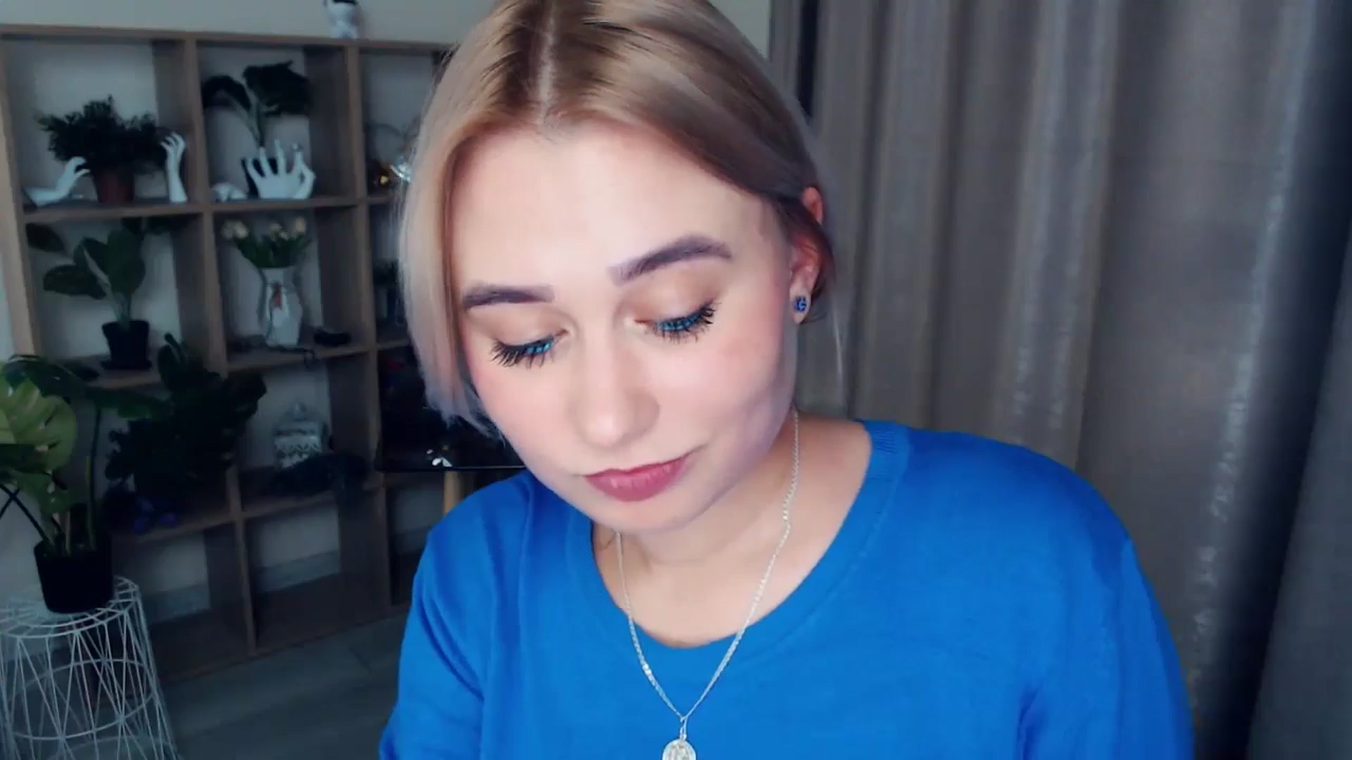 Gallery image thumbnail from Kukla_kolduna's myfreecams stream on, 11/13/2024, 17:44 image 18 of 20