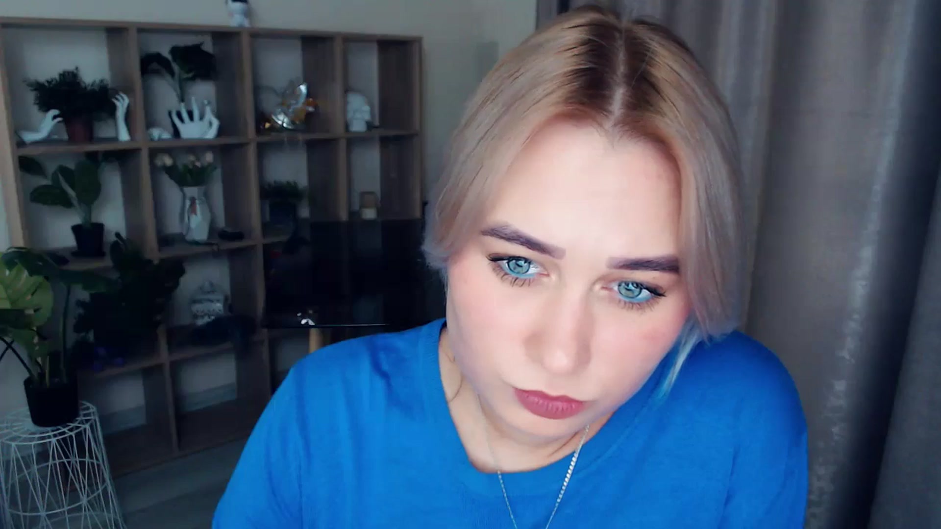 Gallery image thumbnail from Kukla_kolduna's myfreecams stream on, 11/13/2024, 17:44 image 9 of 20