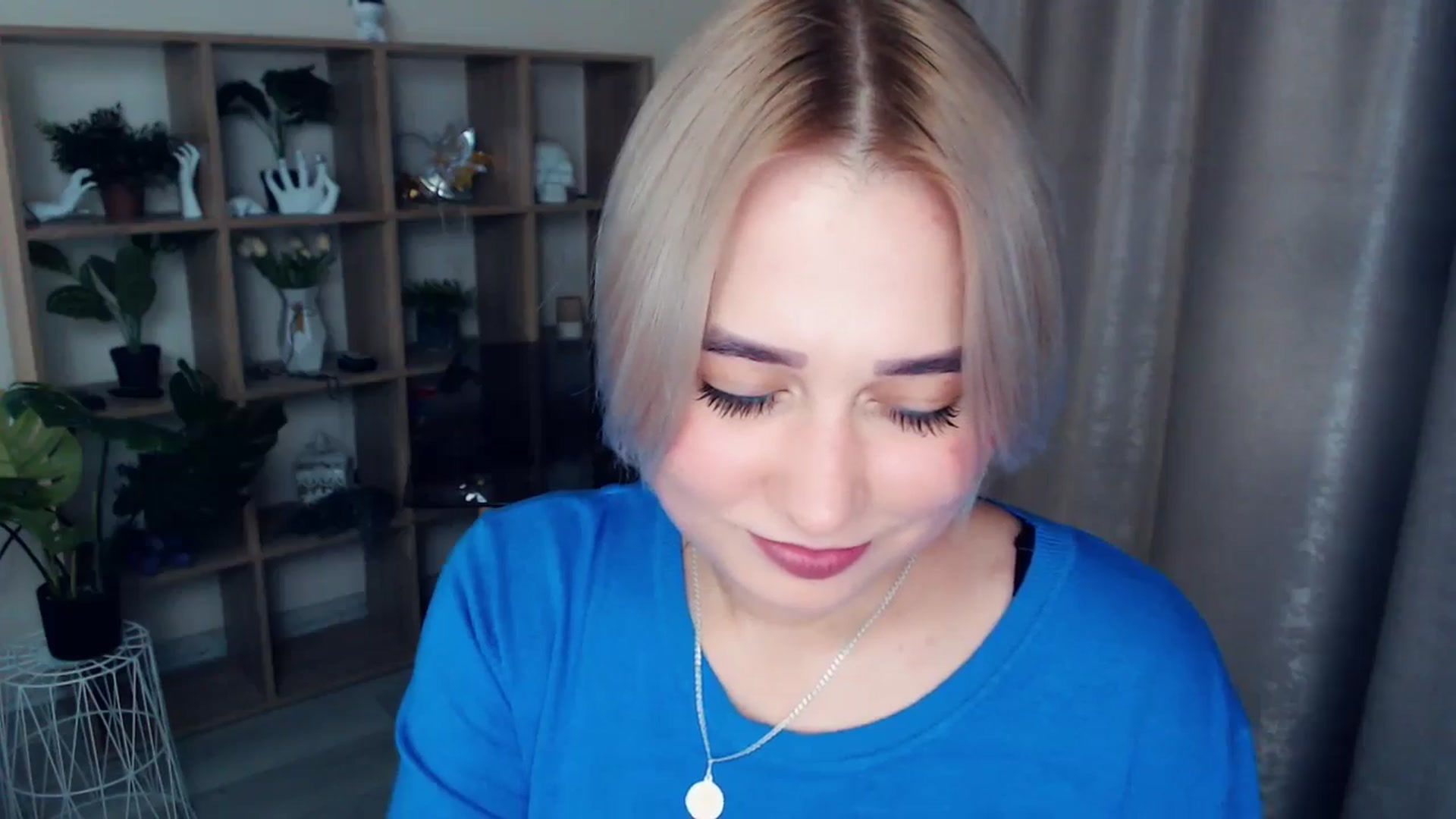Gallery image thumbnail from Kukla_kolduna's myfreecams stream on, 11/13/2024, 17:44 image 2 of 20