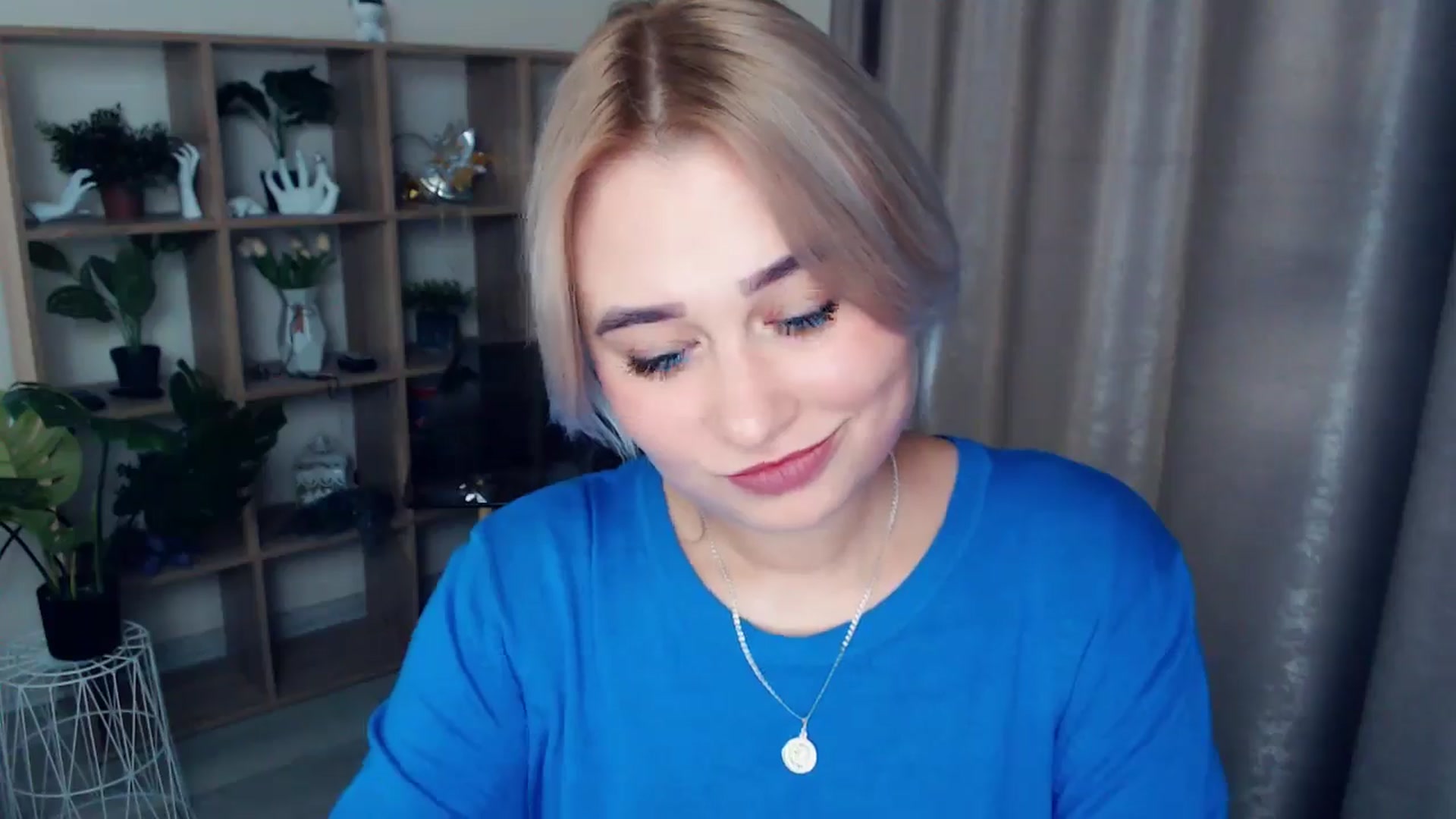 Gallery image thumbnail from Kukla_kolduna's myfreecams stream on, 11/13/2024, 17:44 image 16 of 20
