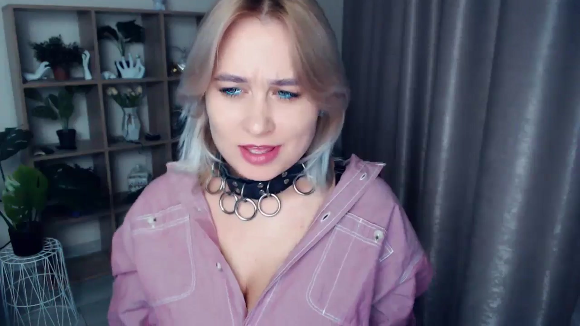 Gallery image thumbnail from Kukla_kolduna's myfreecams stream on, 11/15/2024, 14:28 image 14 of 20