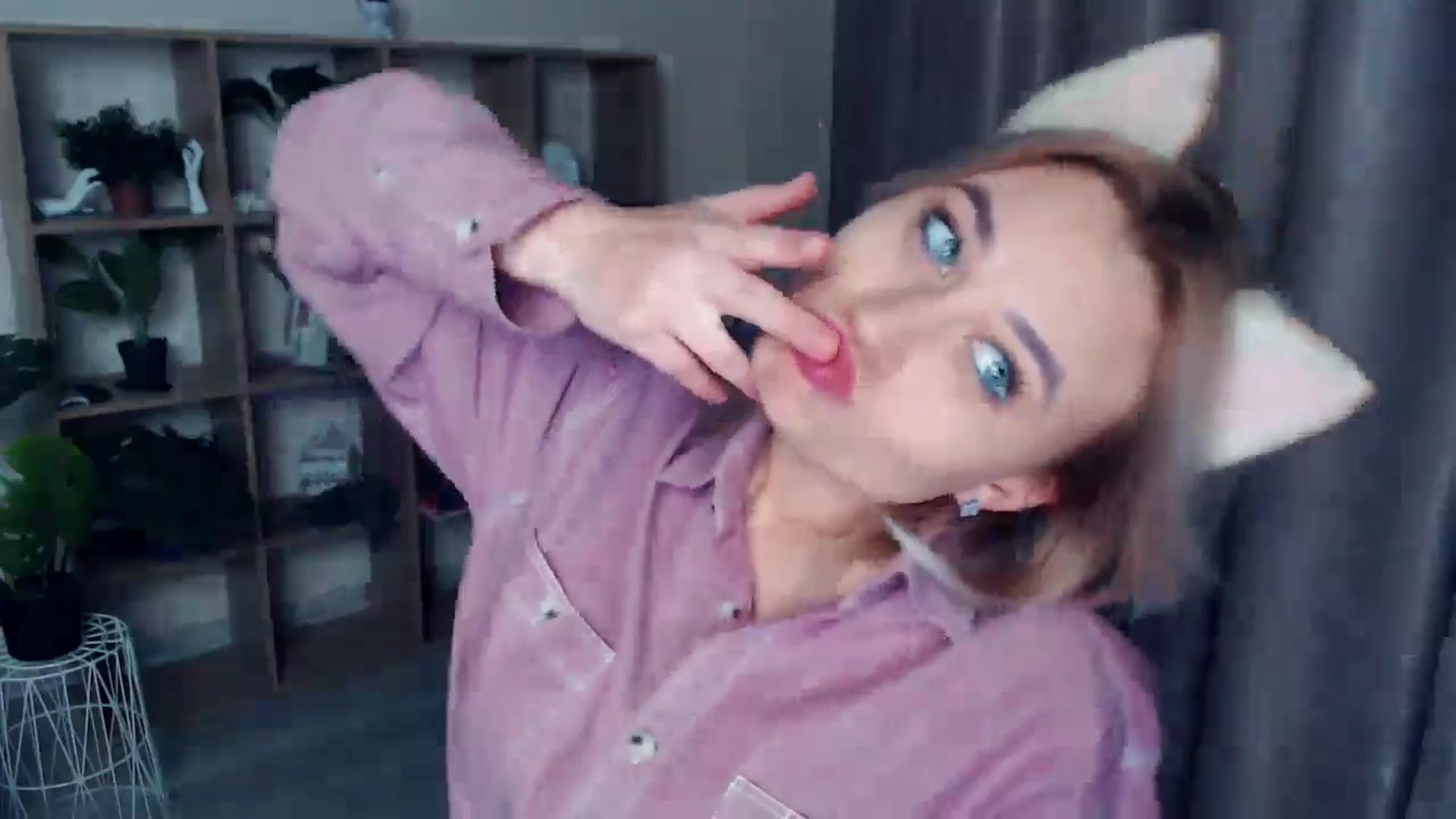 Gallery image thumbnail from Kukla_kolduna's myfreecams stream on, 11/15/2024, 17:58 image 16 of 20