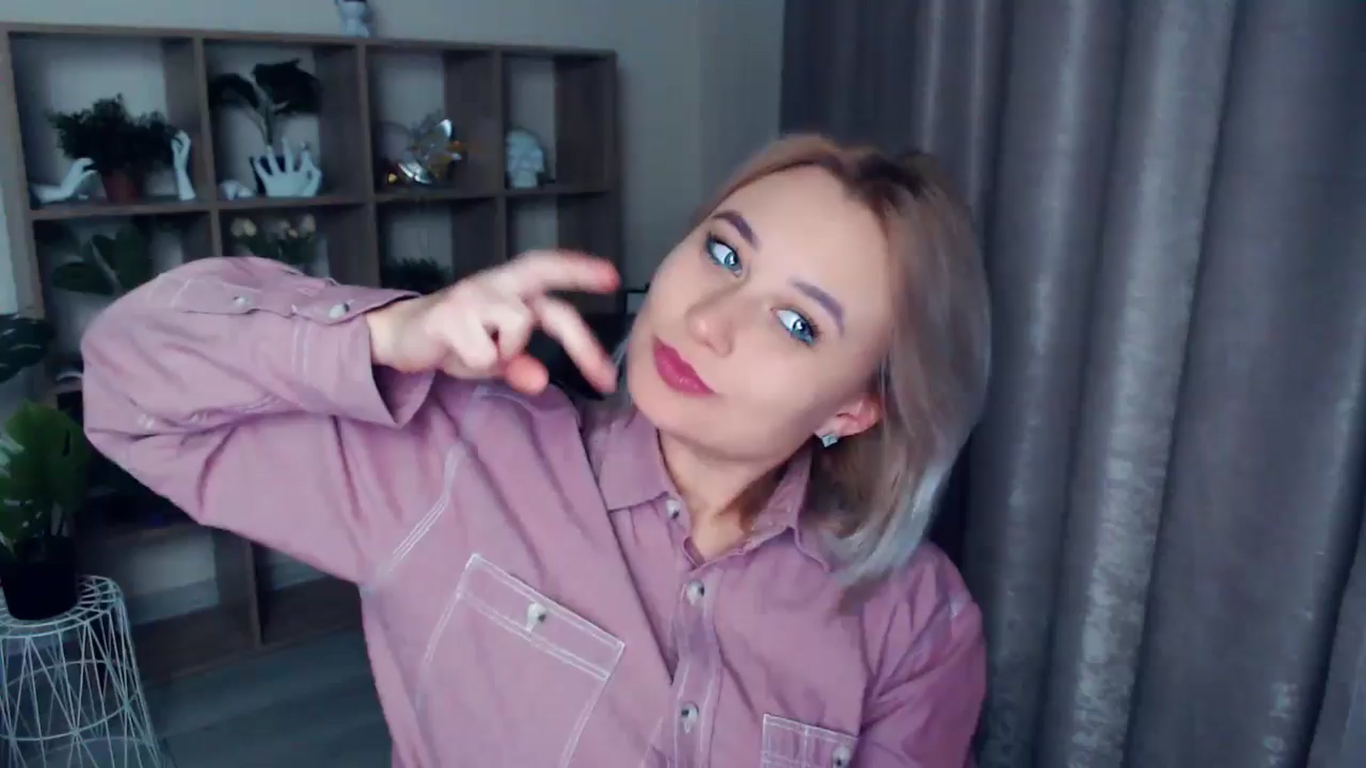 Gallery image thumbnail from Kukla_kolduna's myfreecams stream on, 11/15/2024, 18:45 image 9 of 20