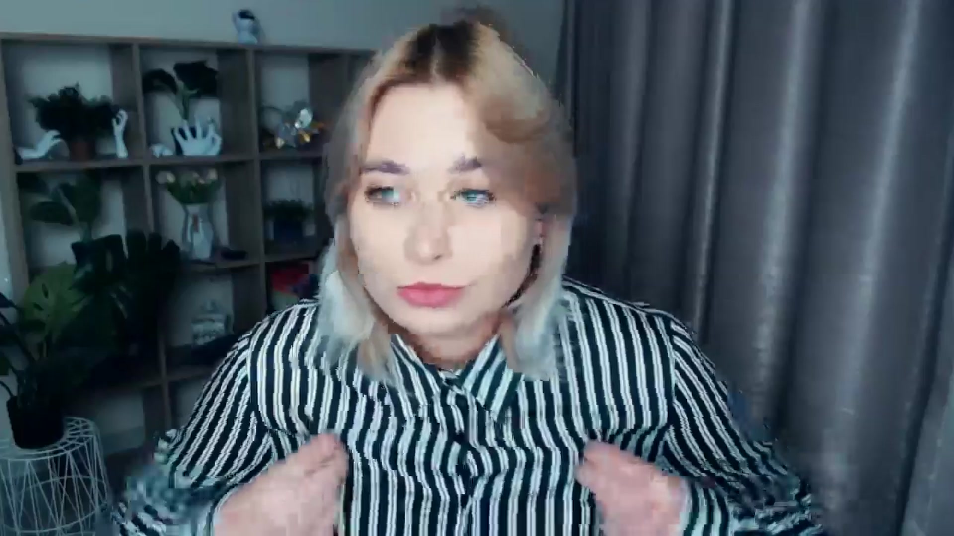 Gallery image thumbnail from Kukla_kolduna's myfreecams stream on, 11/21/2024, 14:19 image 6 of 20
