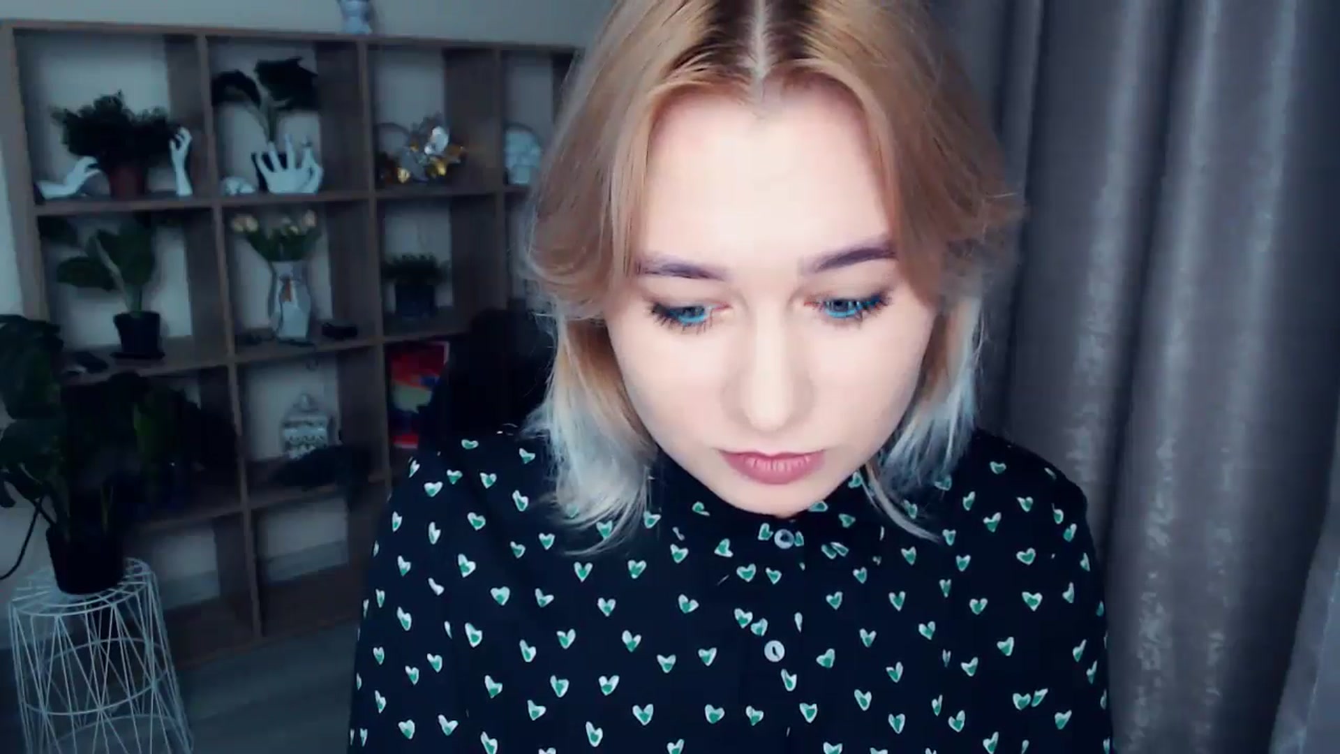 Gallery image thumbnail from Kukla_kolduna's myfreecams stream on, 11/22/2024, 16:00 image 20 of 20