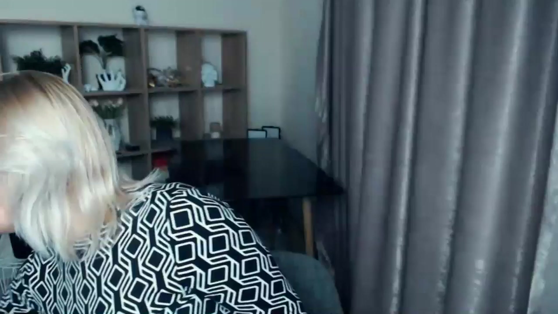 Gallery image thumbnail from Kukla_kolduna's myfreecams stream on, 11/22/2024, 19:26 image 18 of 20