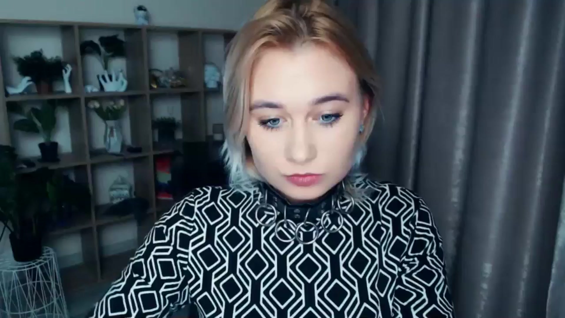 Gallery image thumbnail from Kukla_kolduna's myfreecams stream on, 11/22/2024, 19:26 image 20 of 20