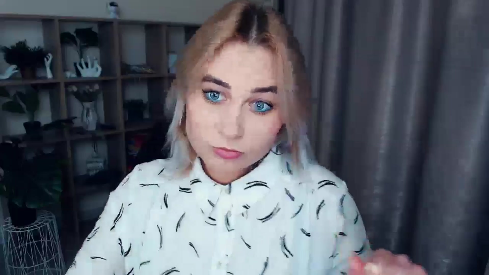 Gallery image thumbnail from Kukla_kolduna's myfreecams stream on, 11/26/2024, 16:42 image 8 of 20