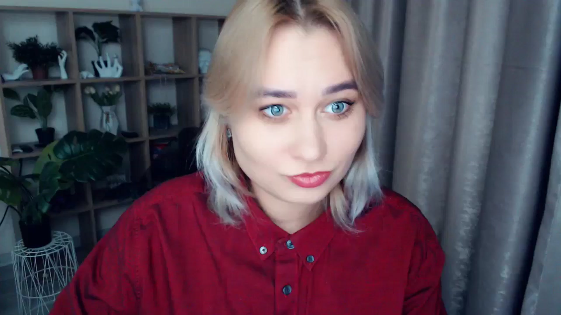 Gallery image thumbnail from Kukla_kolduna's myfreecams stream on, 11/27/2024, 16:40 image 20 of 20