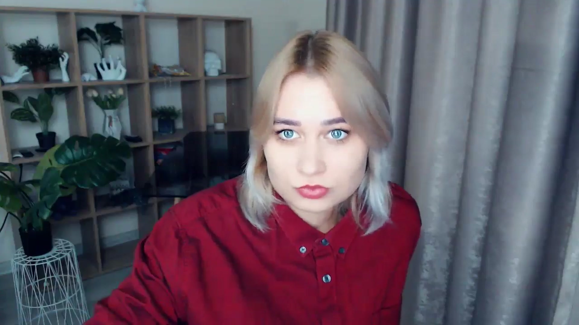 Gallery image thumbnail from Kukla_kolduna's myfreecams stream on, 11/27/2024, 16:40 image 3 of 20