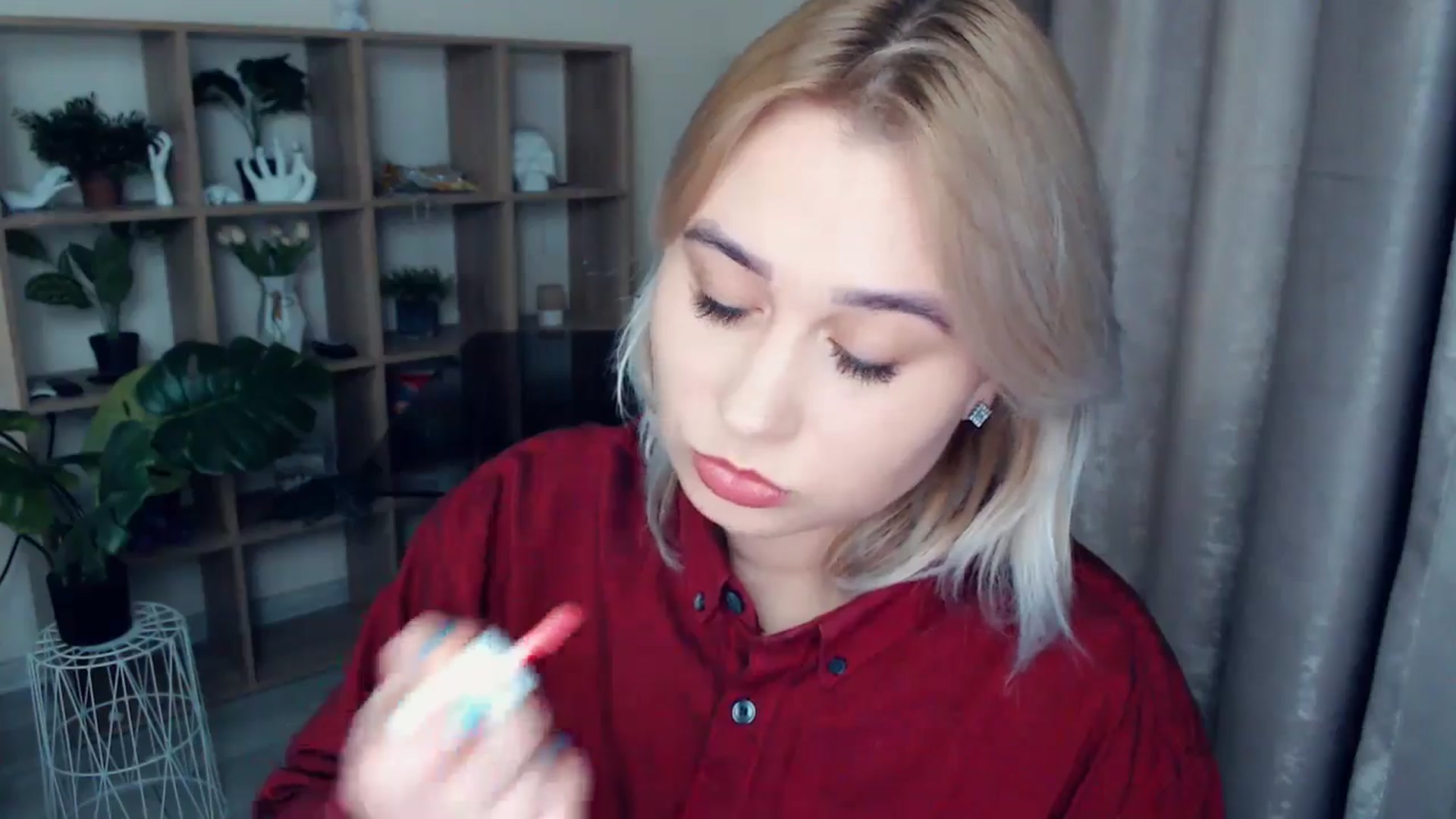 Gallery image thumbnail from Kukla_kolduna's myfreecams stream on, 11/27/2024, 18:02 image 14 of 20