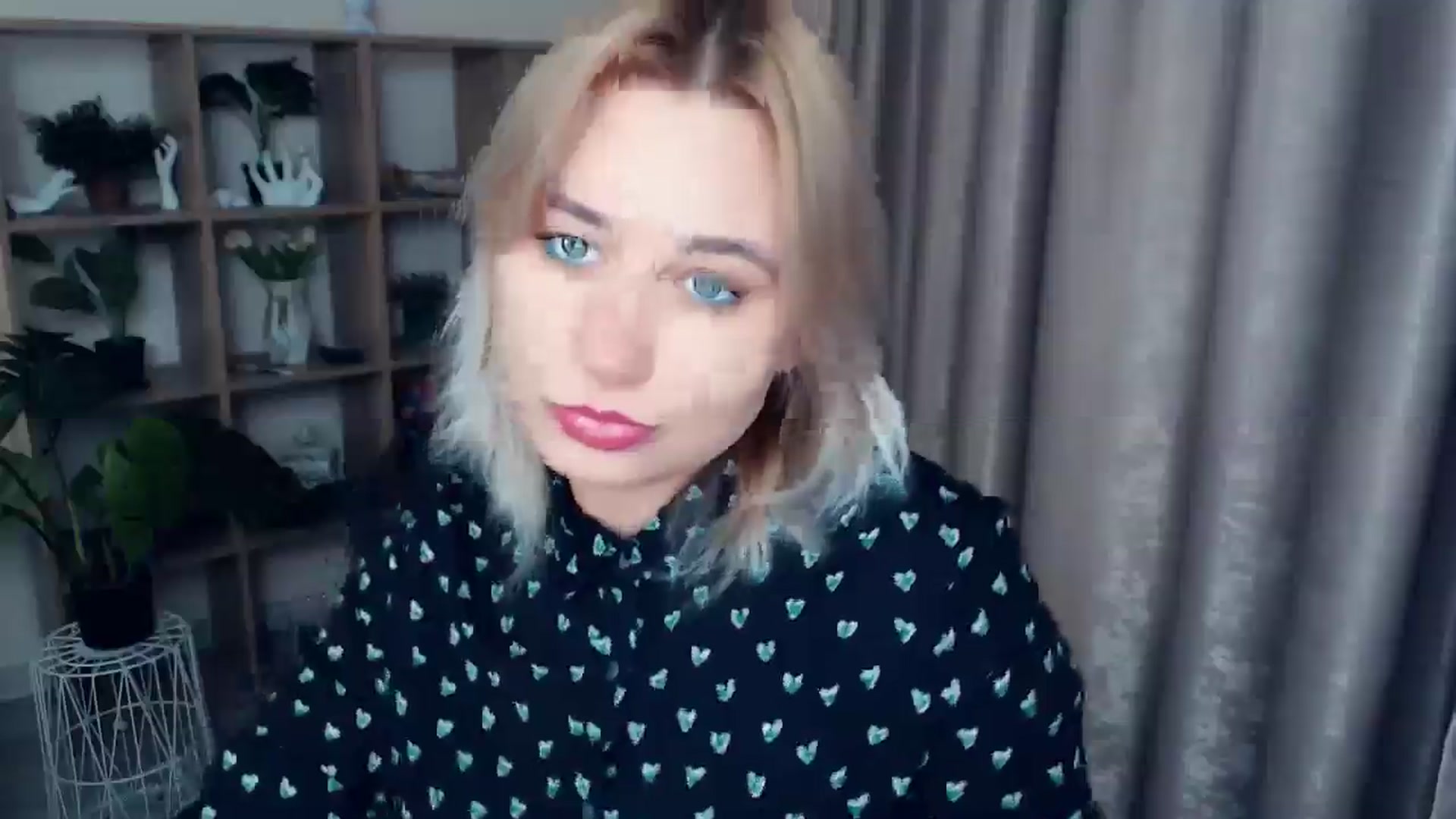 Gallery image thumbnail from Kukla_kolduna's myfreecams stream on, 11/29/2024, 16:21 image 10 of 20