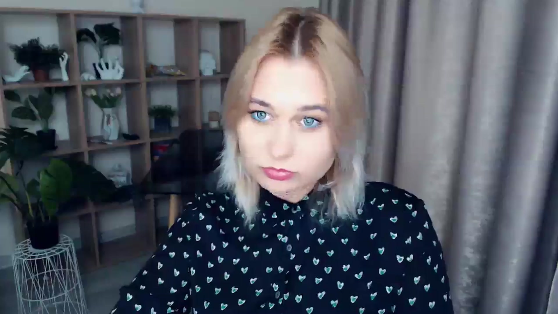 Gallery image thumbnail from Kukla_kolduna's myfreecams stream on, 11/29/2024, 16:21 image 4 of 20