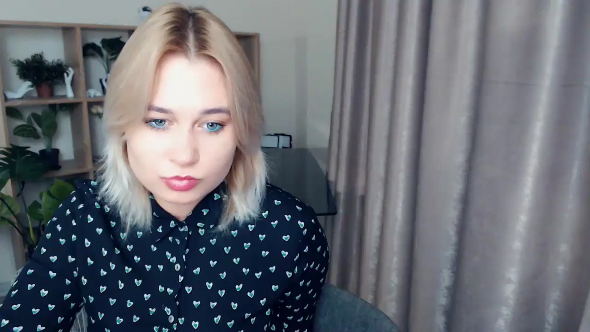 Gallery image thumbnail from Kukla_kolduna's myfreecams stream on, 11/29/2024, 17:53 image 3 of 20