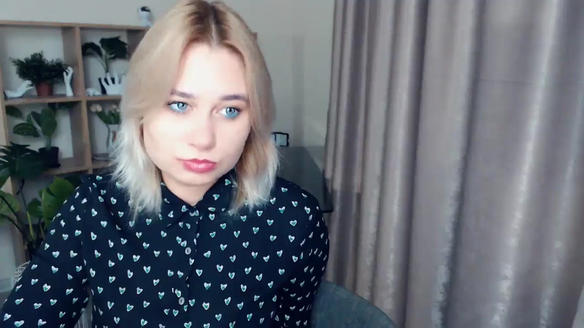 Gallery image thumbnail from Kukla_kolduna's myfreecams stream on, 11/29/2024, 17:53 image 2 of 20