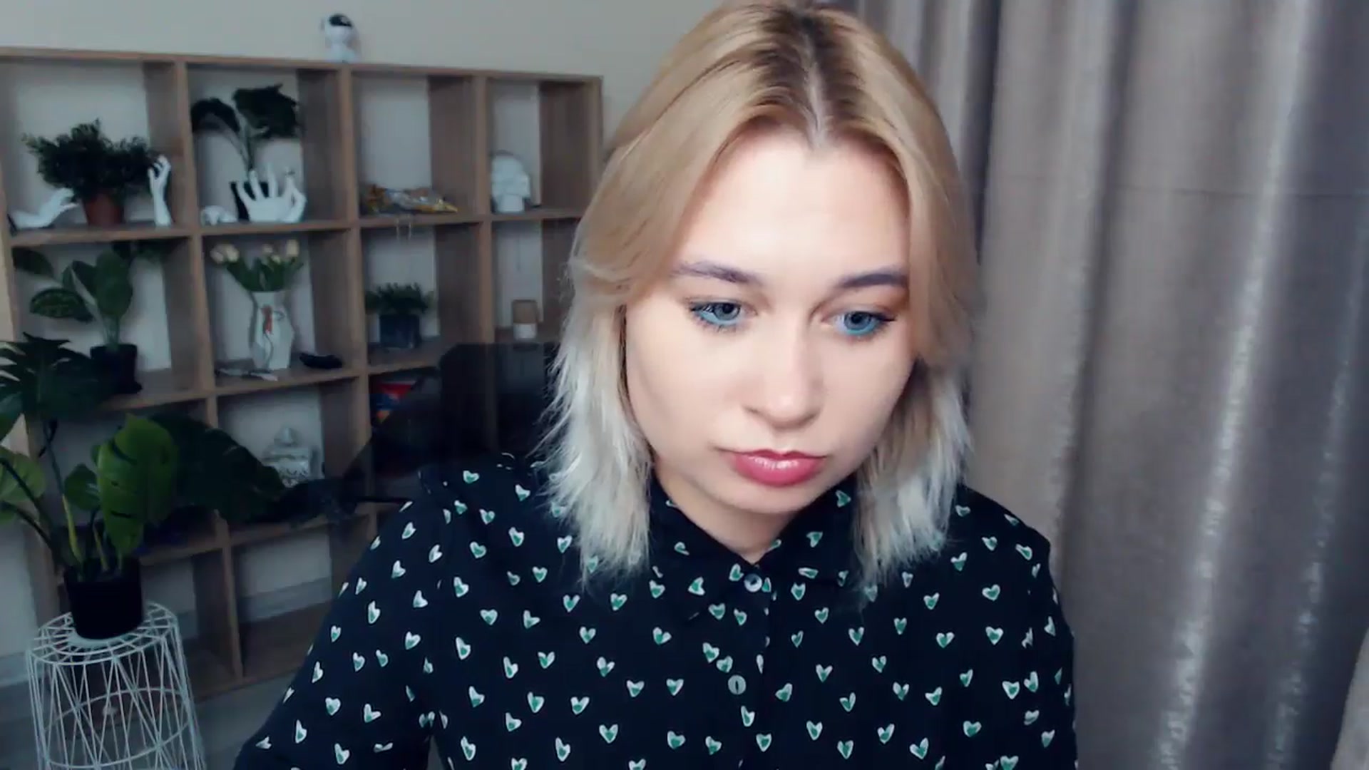 Gallery image thumbnail from Kukla_kolduna's myfreecams stream on, 11/29/2024, 17:53 image 9 of 20