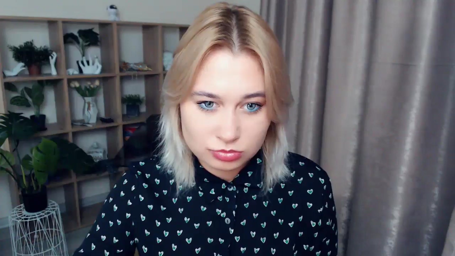 Gallery image thumbnail from Kukla_kolduna's myfreecams stream on, 11/29/2024, 17:53 image 10 of 20