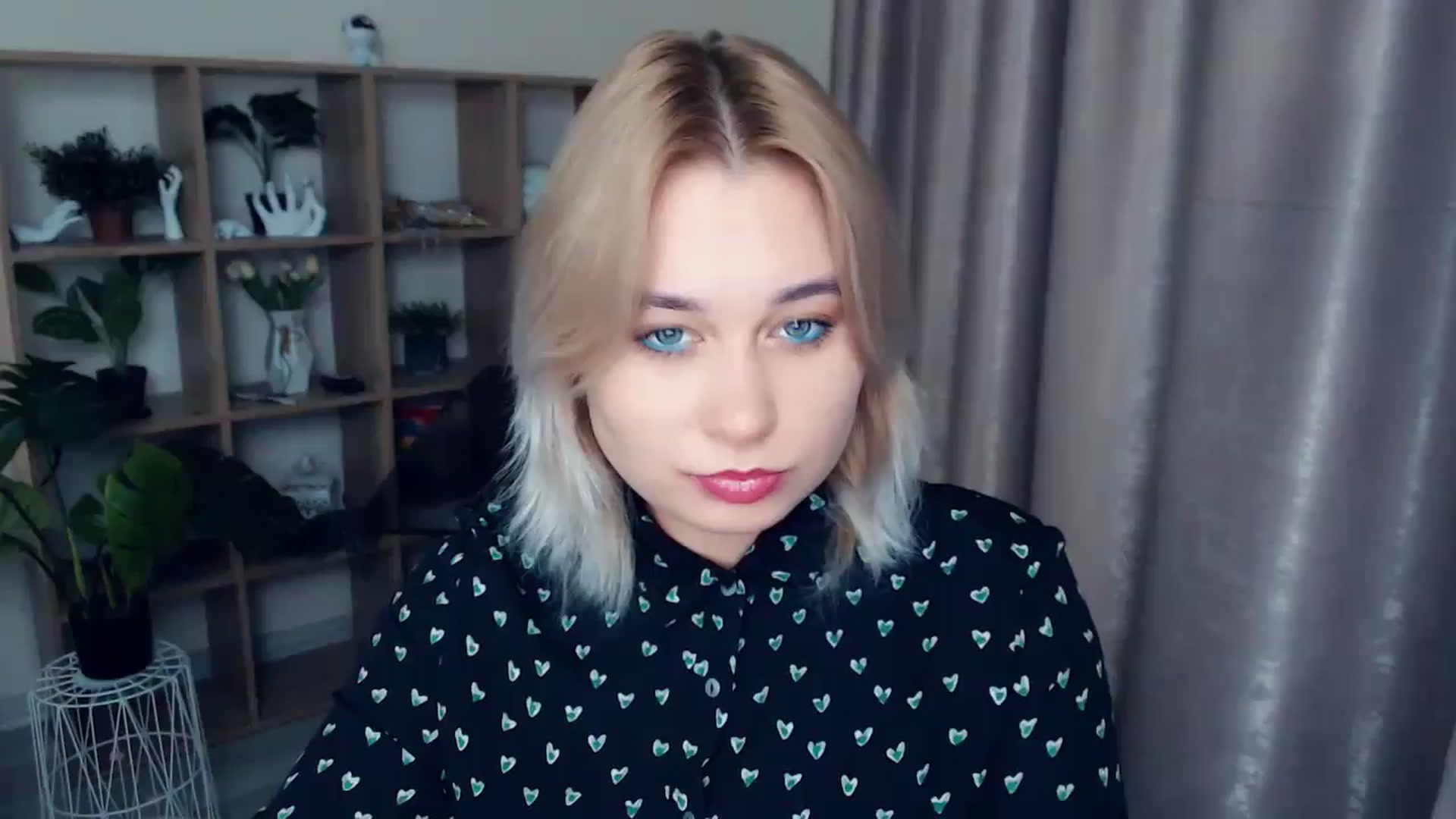 Gallery image thumbnail from Kukla_kolduna's myfreecams stream on, 11/29/2024, 17:53 image 1 of 20