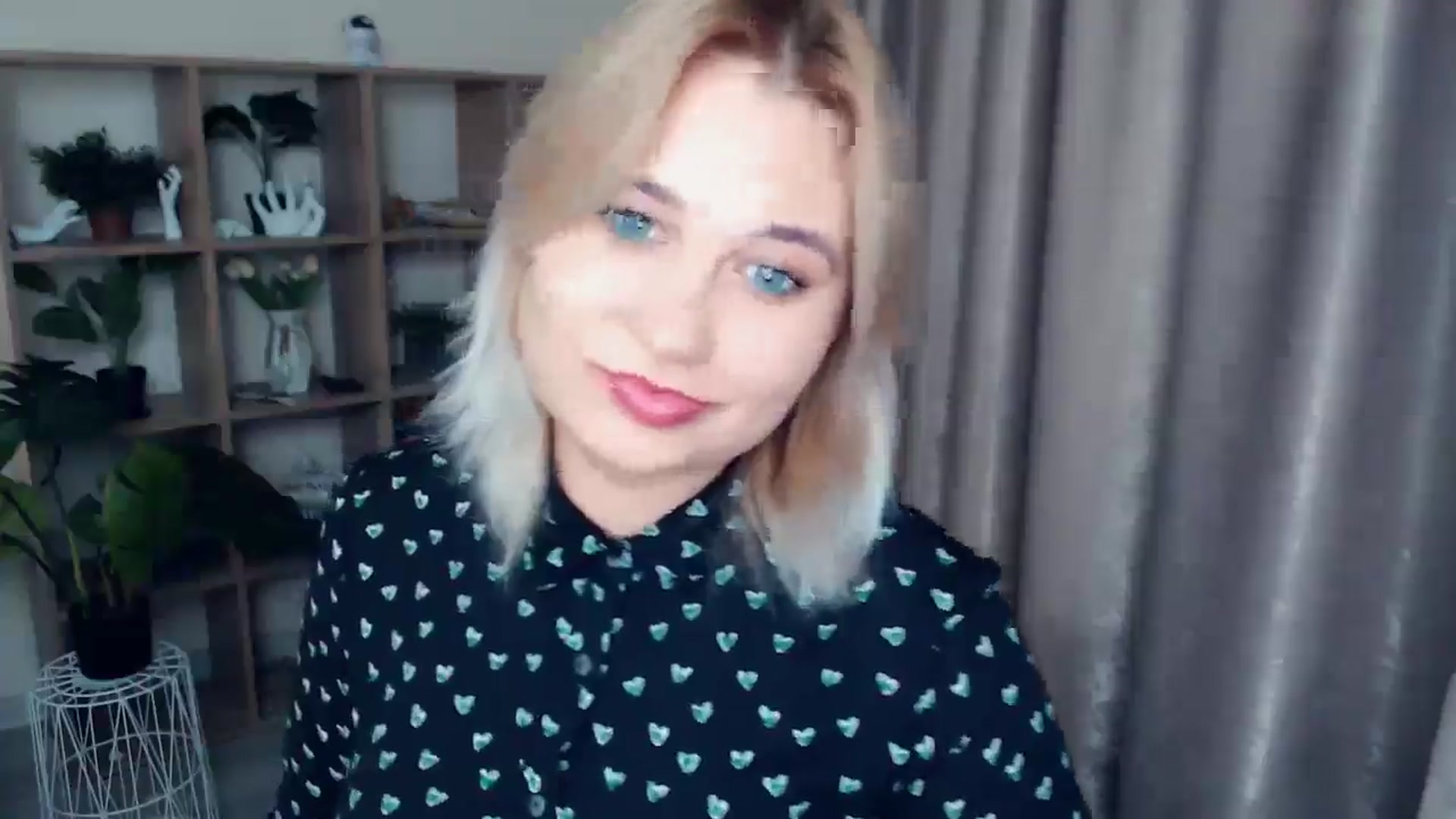 Gallery image thumbnail from Kukla_kolduna's myfreecams stream on, 11/29/2024, 18:30 image 6 of 20
