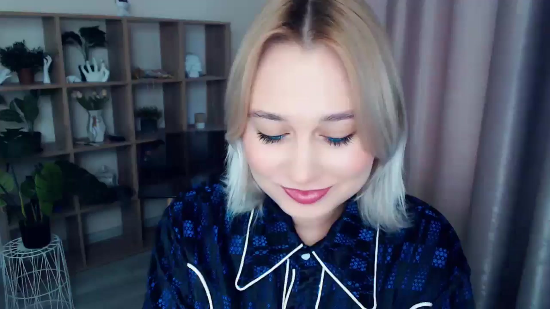 Gallery image thumbnail from Kukla_kolduna's myfreecams stream on, 12/01/2024, 14:09 image 1 of 20