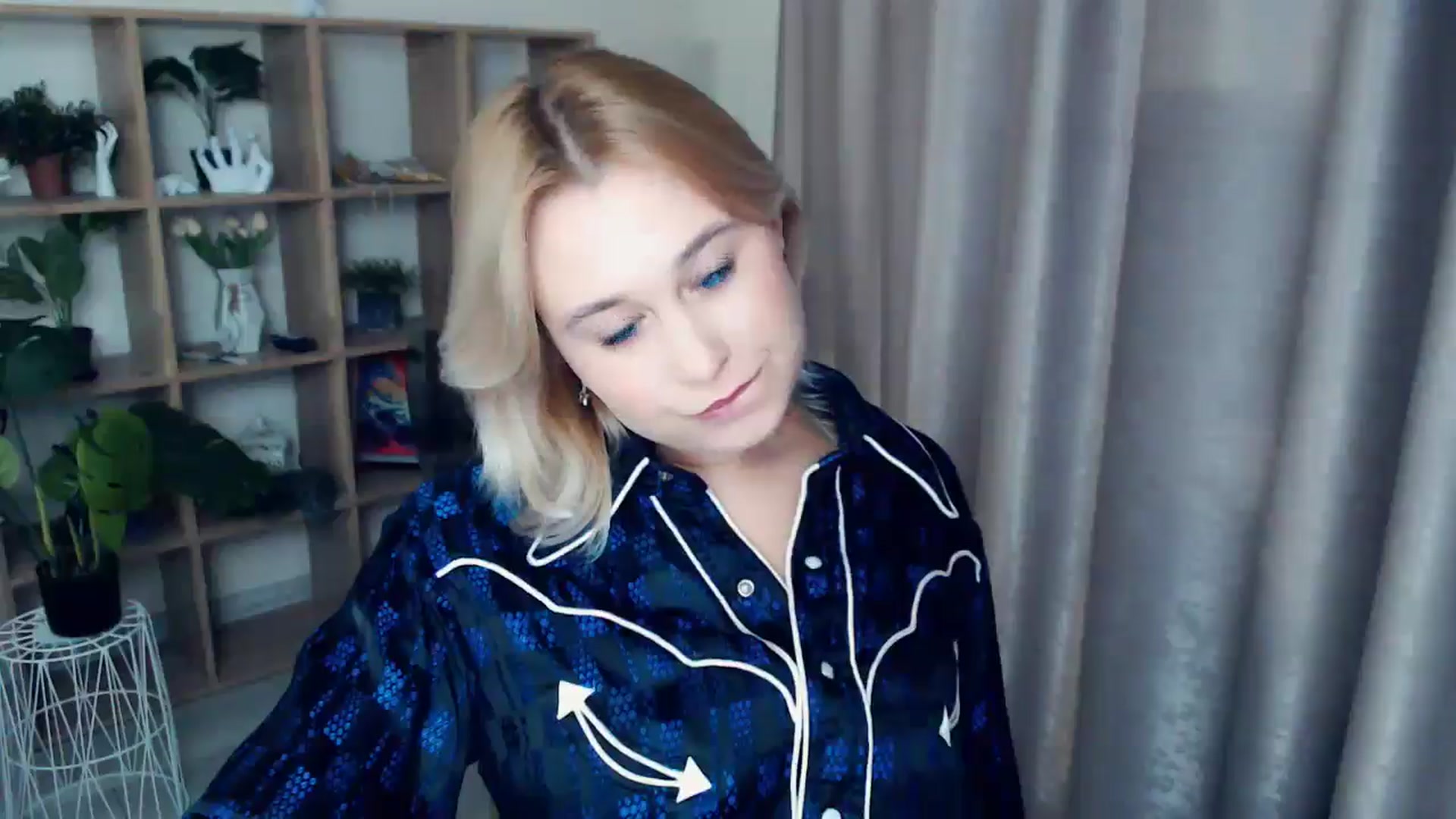 Gallery image thumbnail from Kukla_kolduna's myfreecams stream on, 12/01/2024, 14:09 image 19 of 20