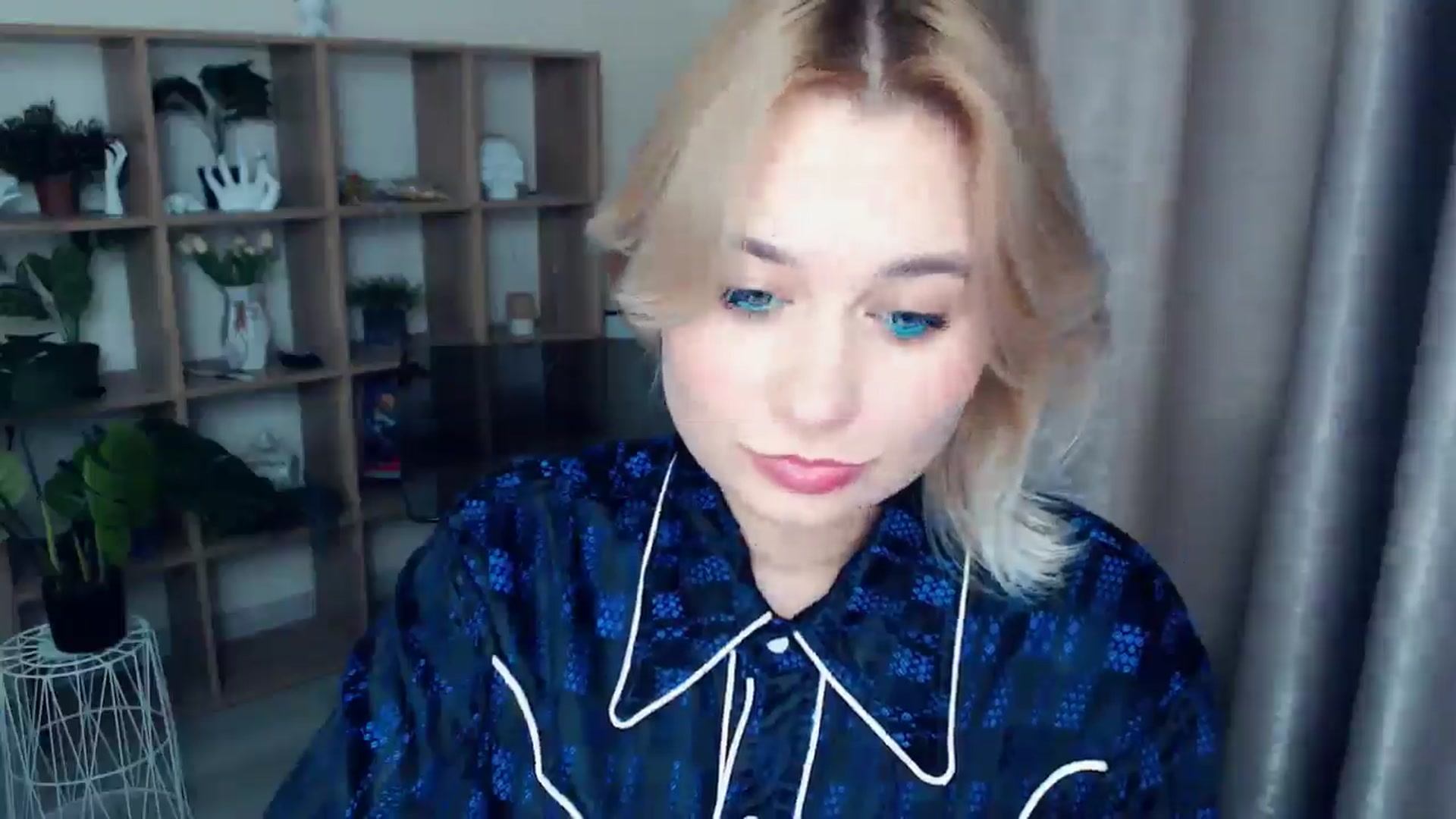 Gallery image thumbnail from Kukla_kolduna's myfreecams stream on, 12/01/2024, 17:18 image 8 of 20