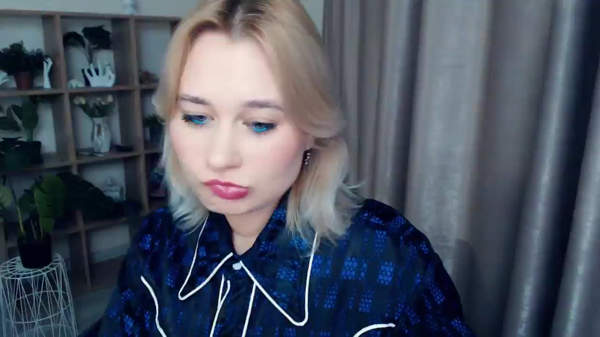 Gallery image thumbnail from Kukla_kolduna's myfreecams stream on, 12/01/2024, 17:18 image 2 of 20
