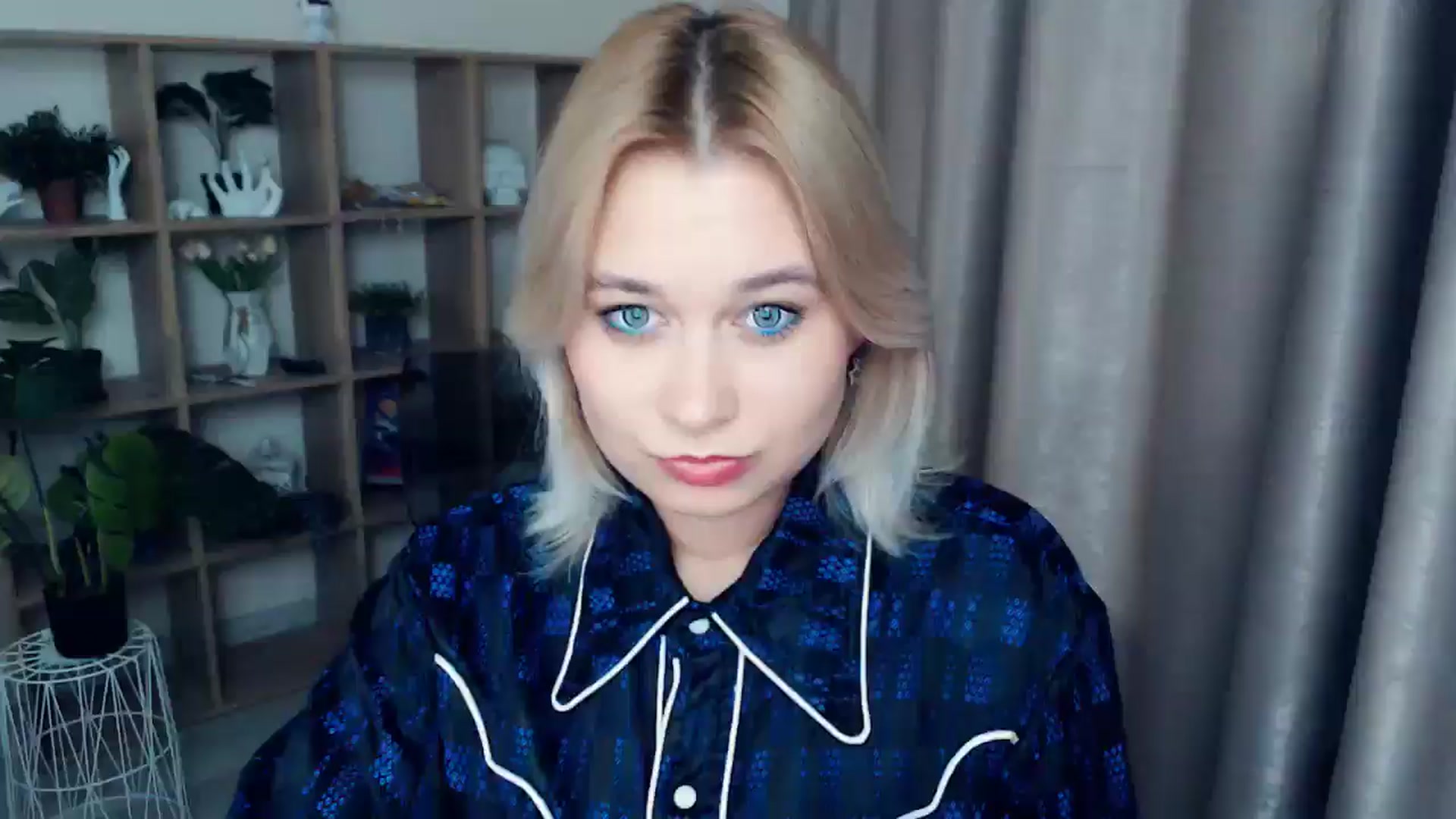 Gallery image thumbnail from Kukla_kolduna's myfreecams stream on, 12/01/2024, 18:34 image 17 of 20
