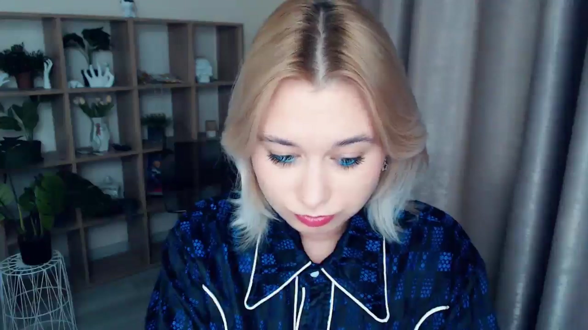 Gallery image thumbnail from Kukla_kolduna's myfreecams stream on, 12/01/2024, 18:34 image 6 of 20
