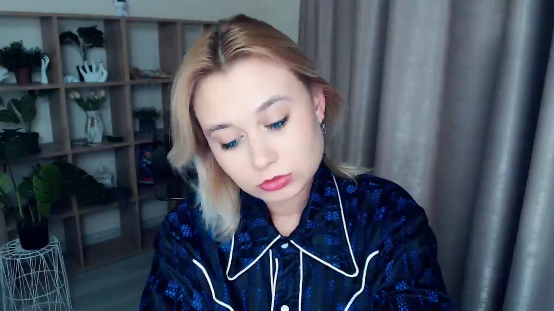 Gallery image thumbnail from Kukla_kolduna's myfreecams stream on, 12/01/2024, 18:34 image 19 of 20