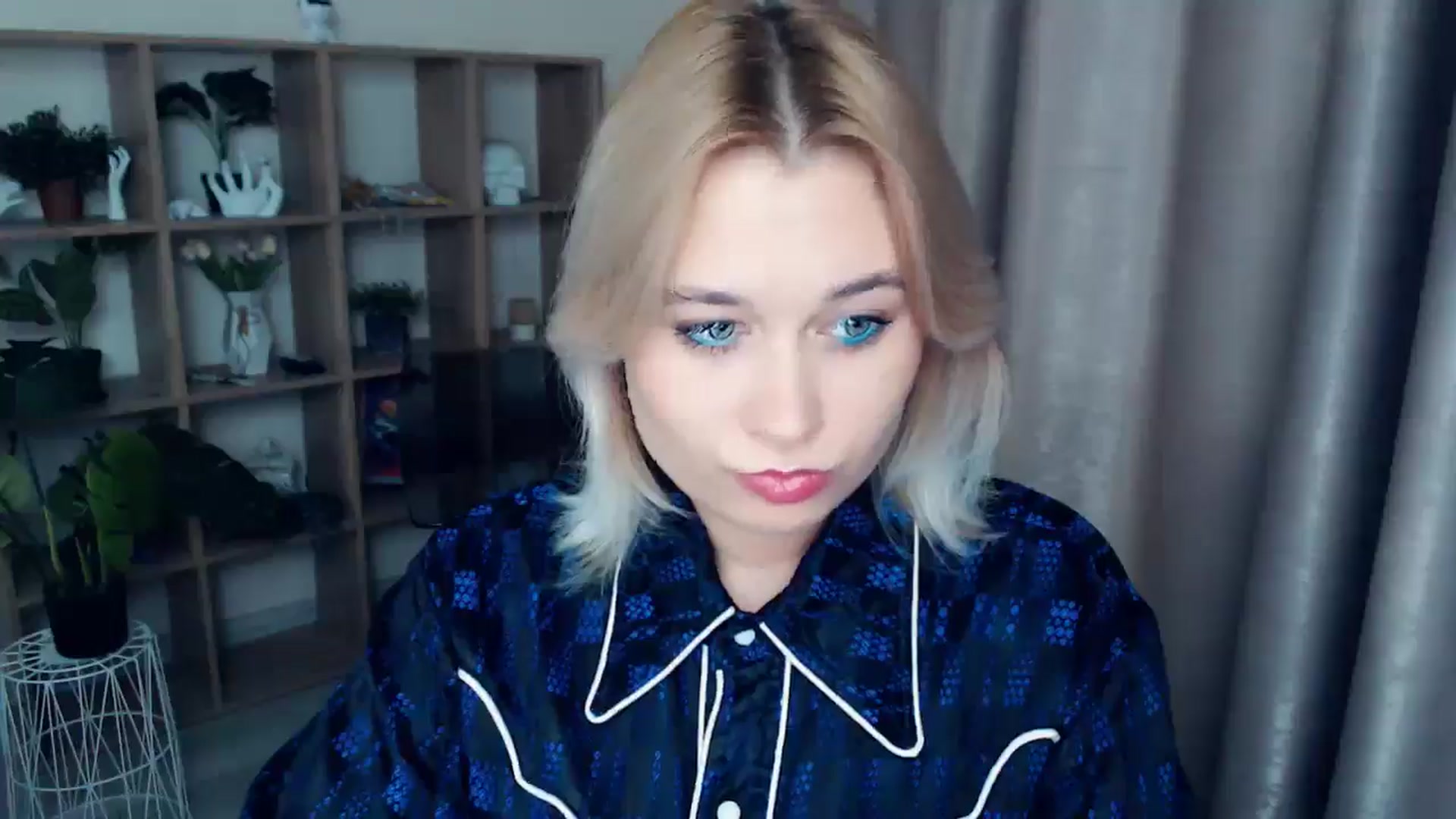 Gallery image thumbnail from Kukla_kolduna's myfreecams stream on, 12/01/2024, 18:34 image 14 of 20