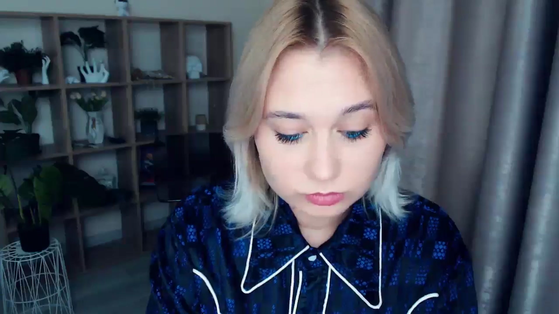 Gallery image thumbnail from Kukla_kolduna's myfreecams stream on, 12/01/2024, 19:06 image 17 of 20