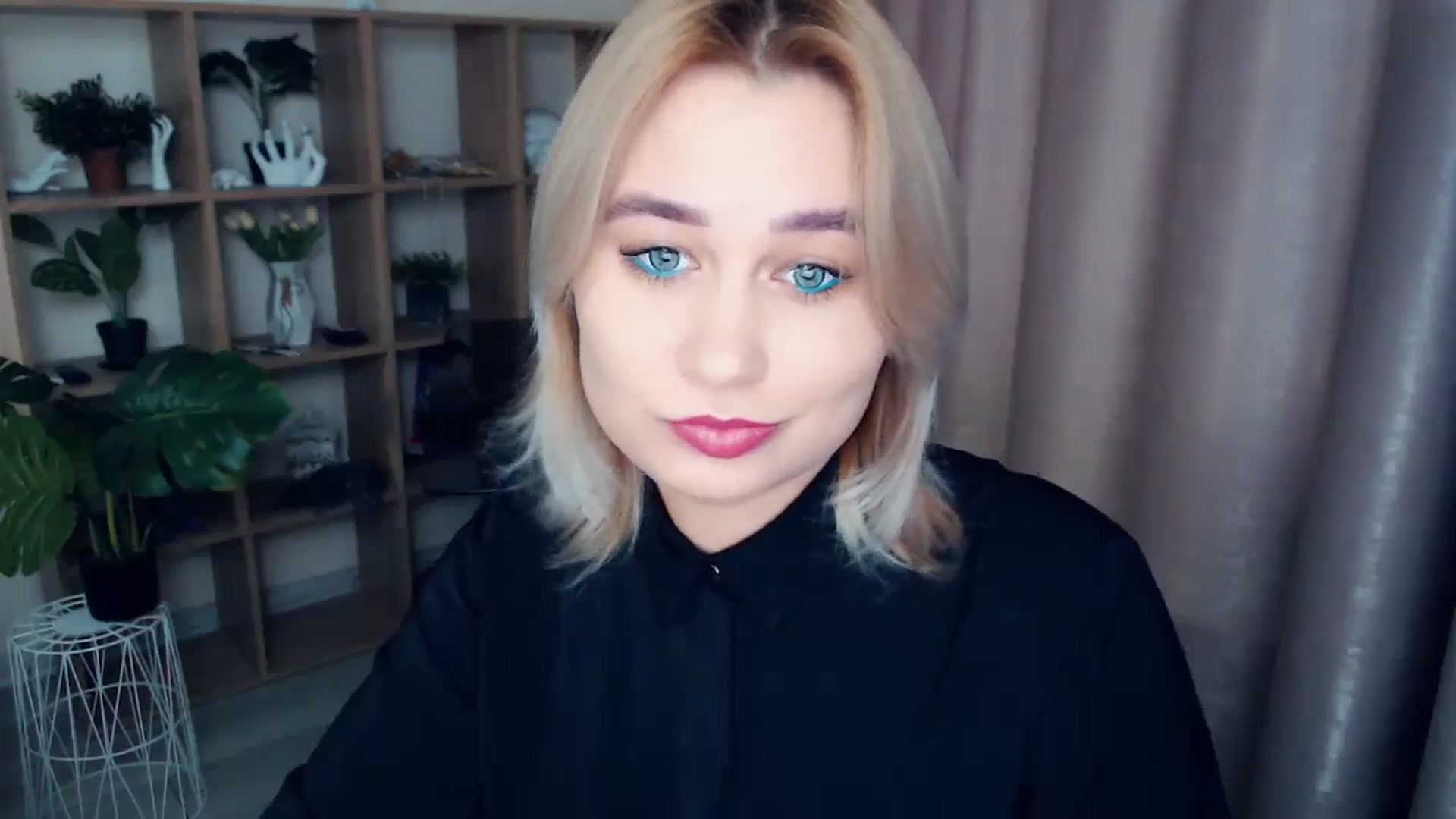 Gallery image thumbnail from Kukla_kolduna's myfreecams stream on, 12/04/2024, 14:14 image 5 of 20