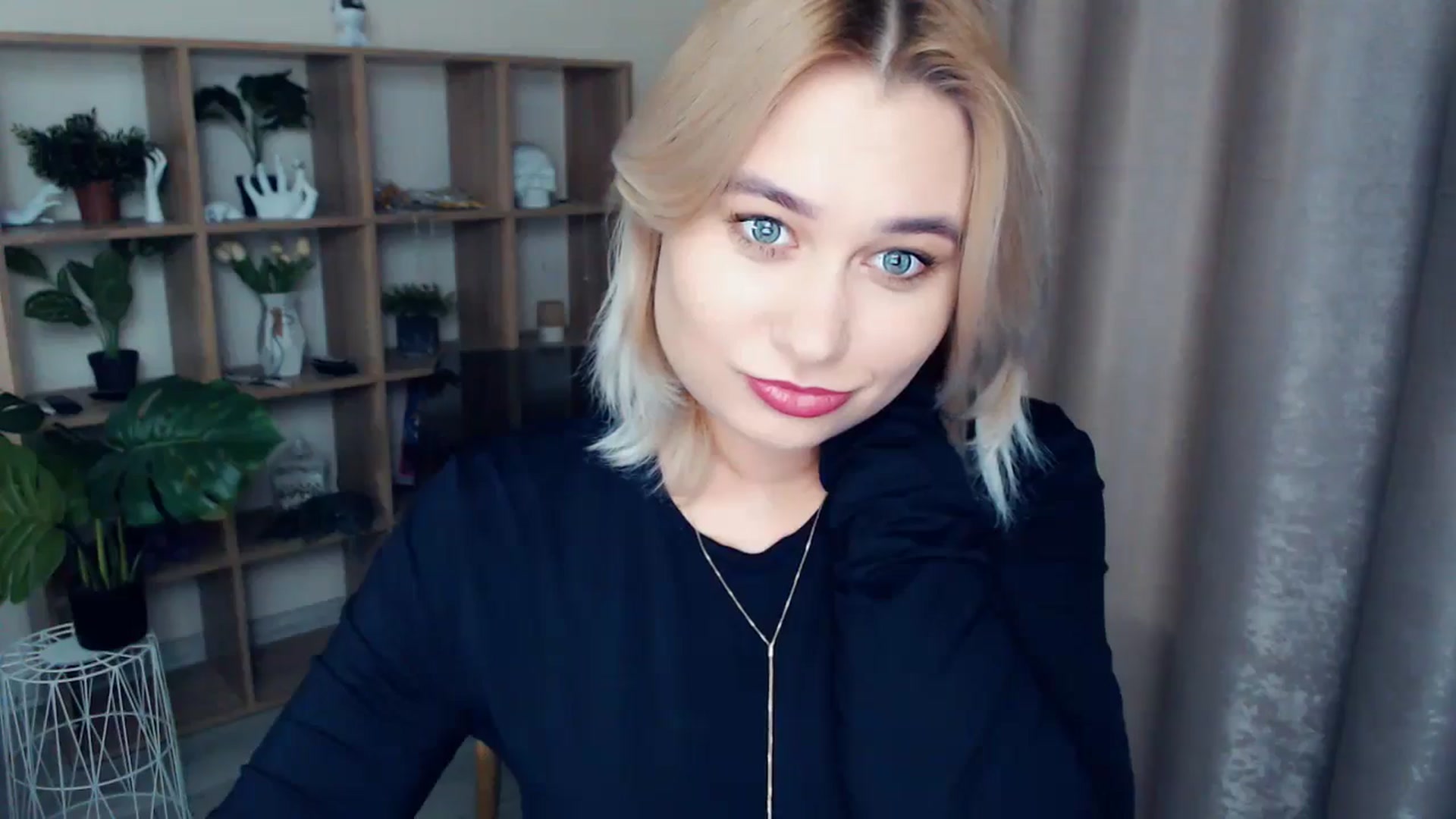 Gallery image thumbnail from Kukla_kolduna's myfreecams stream on, 12/05/2024, 14:41 image 10 of 20
