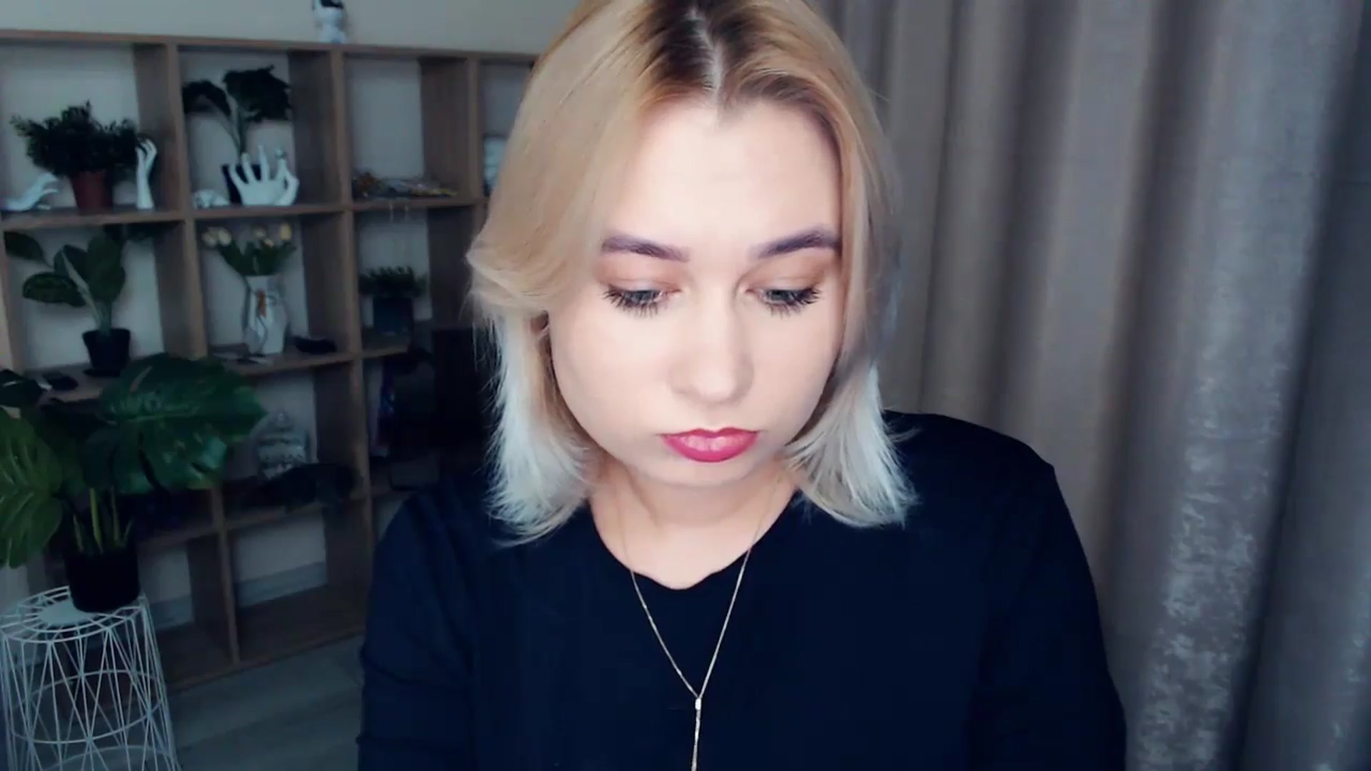 Gallery image thumbnail from Kukla_kolduna's myfreecams stream on, 12/05/2024, 14:41 image 5 of 20
