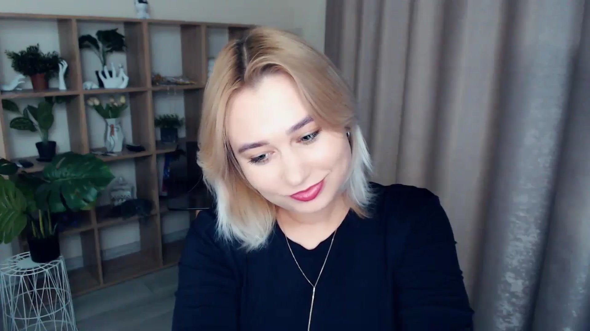 Gallery image thumbnail from Kukla_kolduna's myfreecams stream on, 12/05/2024, 14:41 image 7 of 20