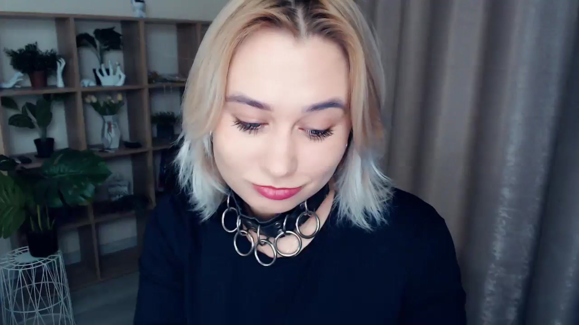 Gallery image thumbnail from Kukla_kolduna's myfreecams stream on, 12/05/2024, 16:30 image 7 of 20