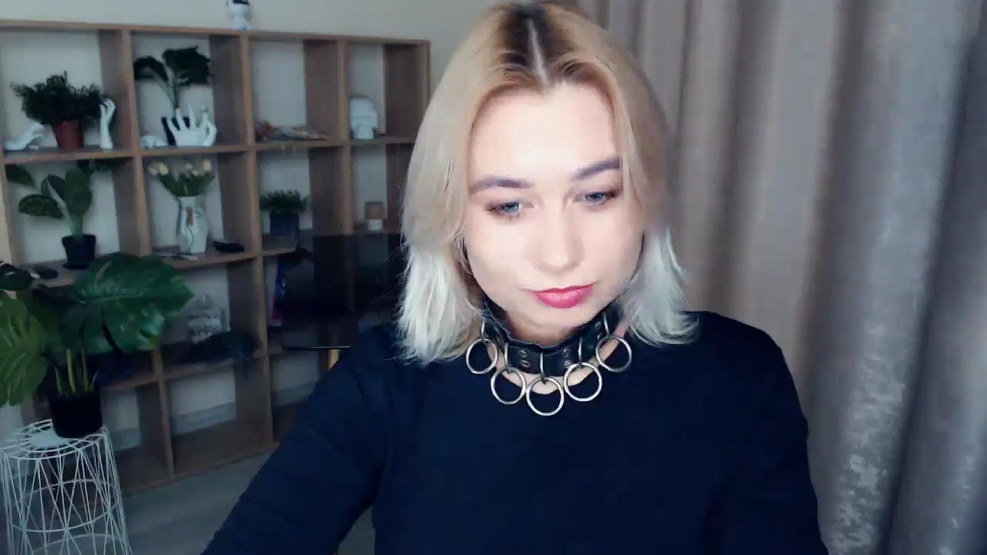 Gallery image thumbnail from Kukla_kolduna's myfreecams stream on, 12/05/2024, 16:30 image 8 of 20