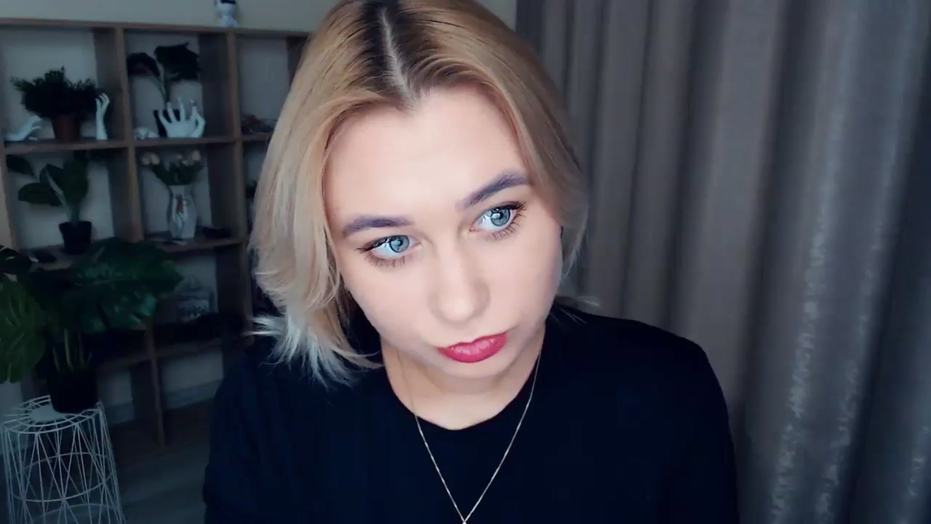 Gallery image thumbnail from Kukla_kolduna's myfreecams stream on, 12/05/2024, 17:16 image 20 of 20