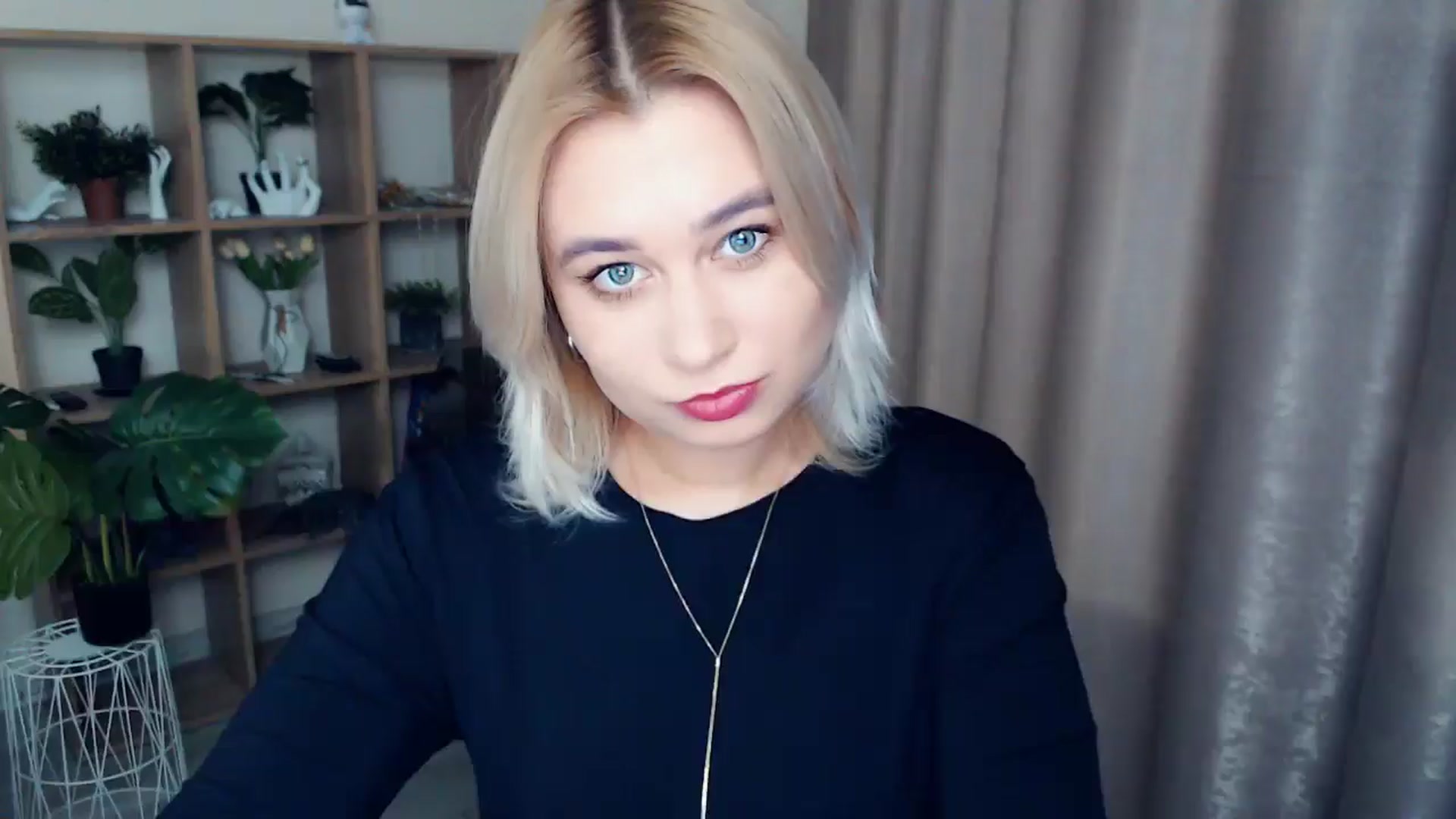Gallery image thumbnail from Kukla_kolduna's myfreecams stream on, 12/05/2024, 17:16 image 1 of 20