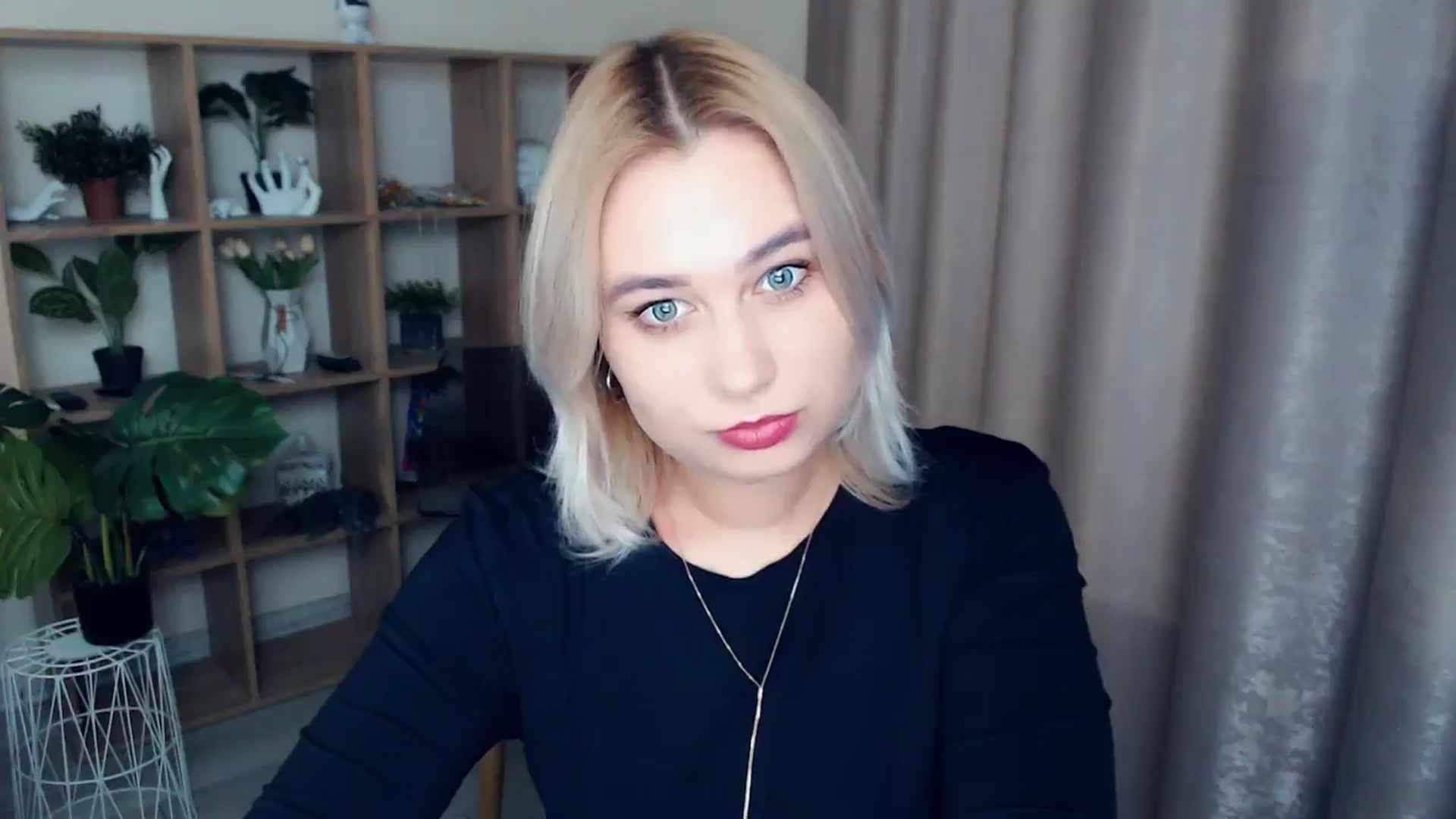 Gallery image thumbnail from Kukla_kolduna's myfreecams stream on, 12/05/2024, 17:16 image 5 of 20