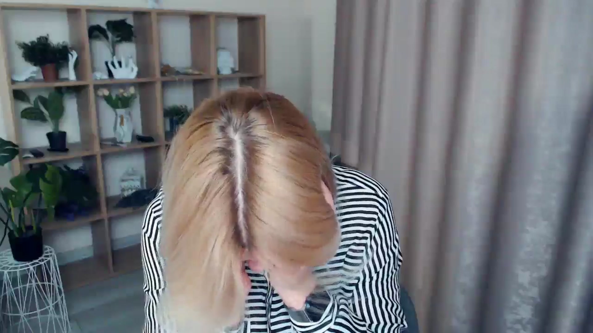 Gallery image thumbnail from Kukla_kolduna's myfreecams stream on, 12/06/2024, 18:55 image 6 of 20