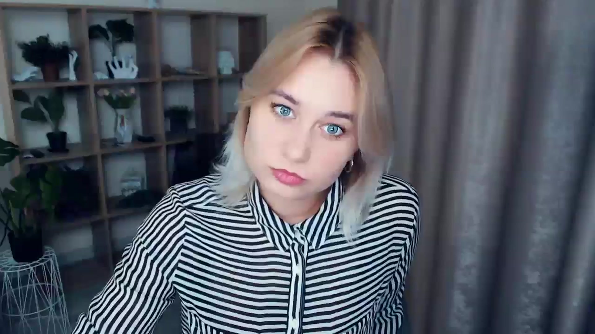 Gallery image thumbnail from Kukla_kolduna's myfreecams stream on, 12/06/2024, 18:55 image 2 of 20