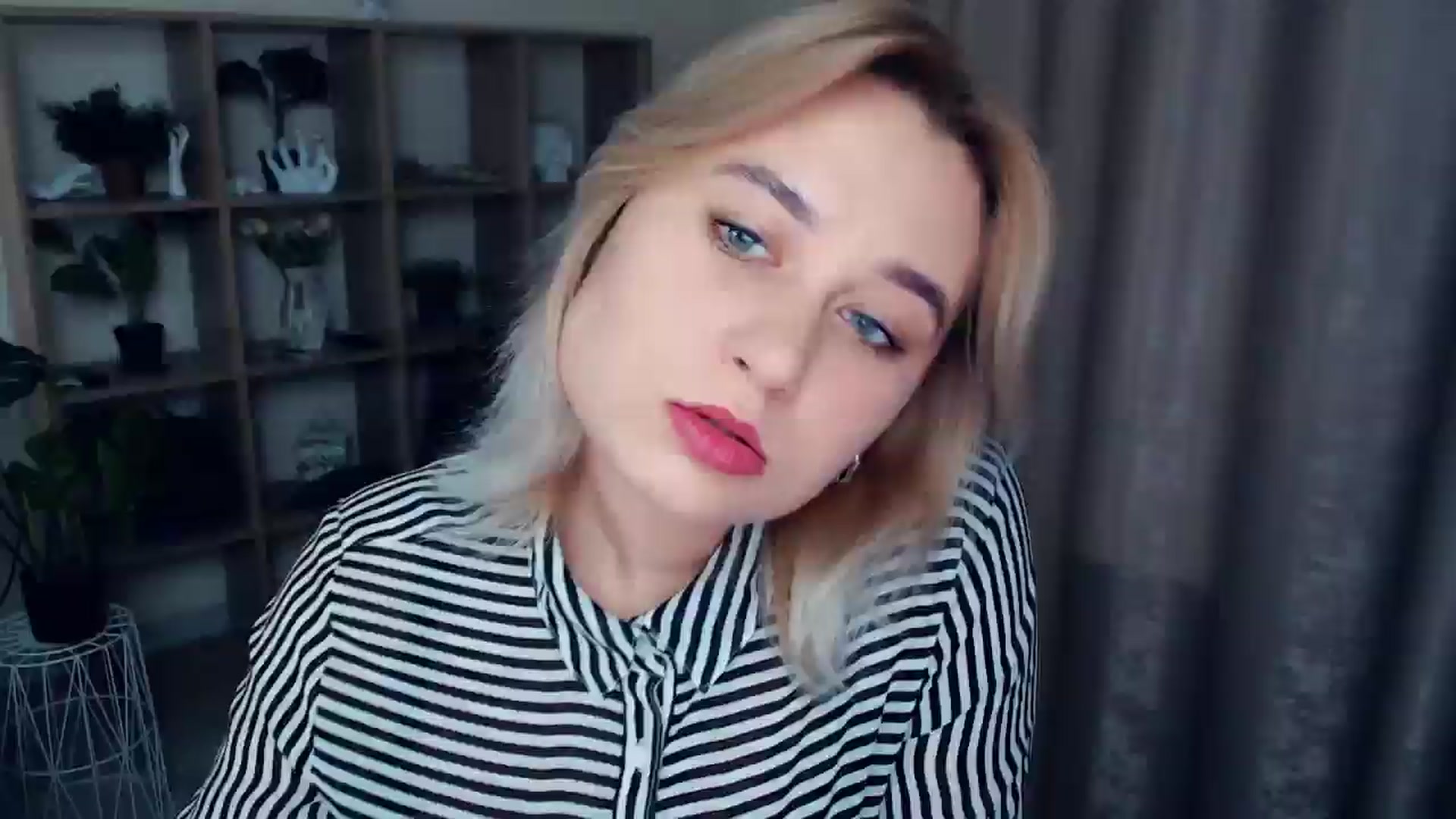 Gallery image thumbnail from Kukla_kolduna's myfreecams stream on, 12/06/2024, 18:55 image 1 of 20