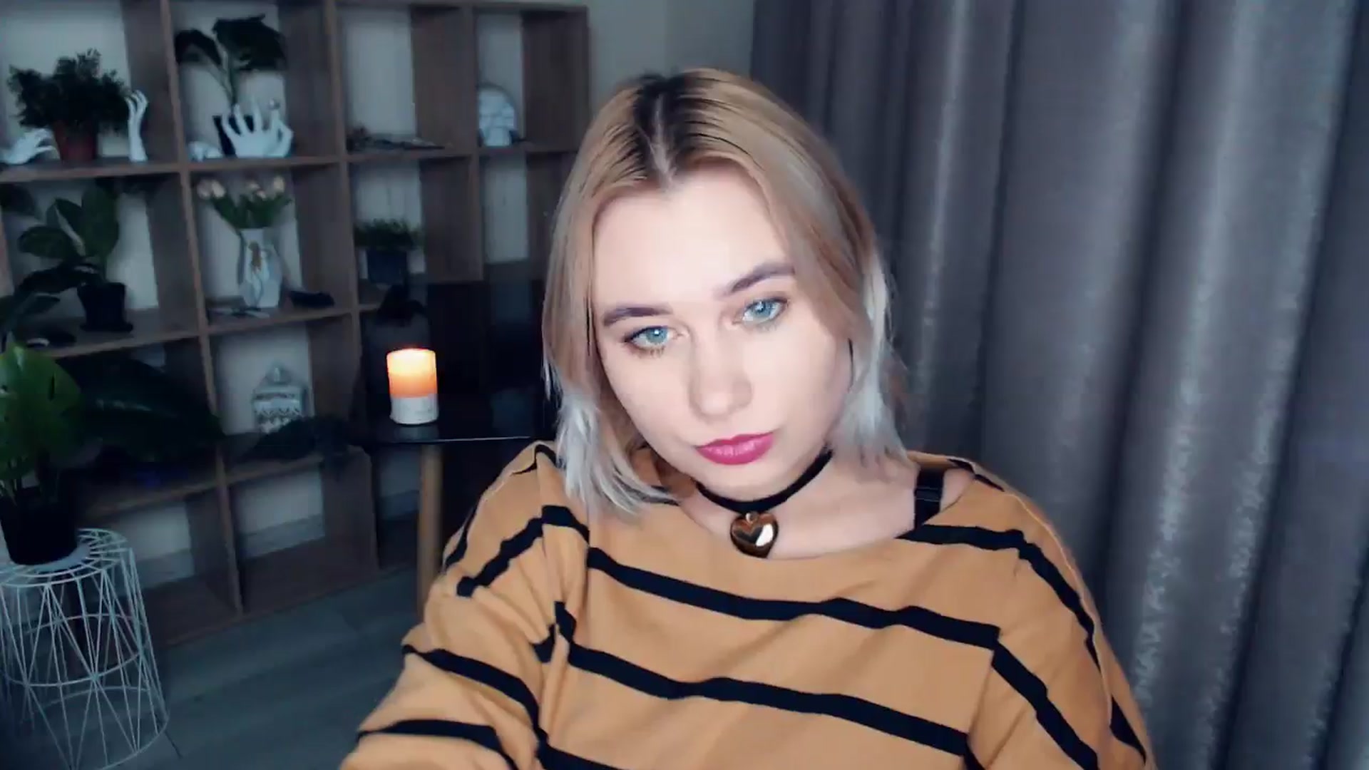 Gallery image thumbnail from Kukla_kolduna's myfreecams stream on, 12/11/2024, 15:00 image 18 of 20