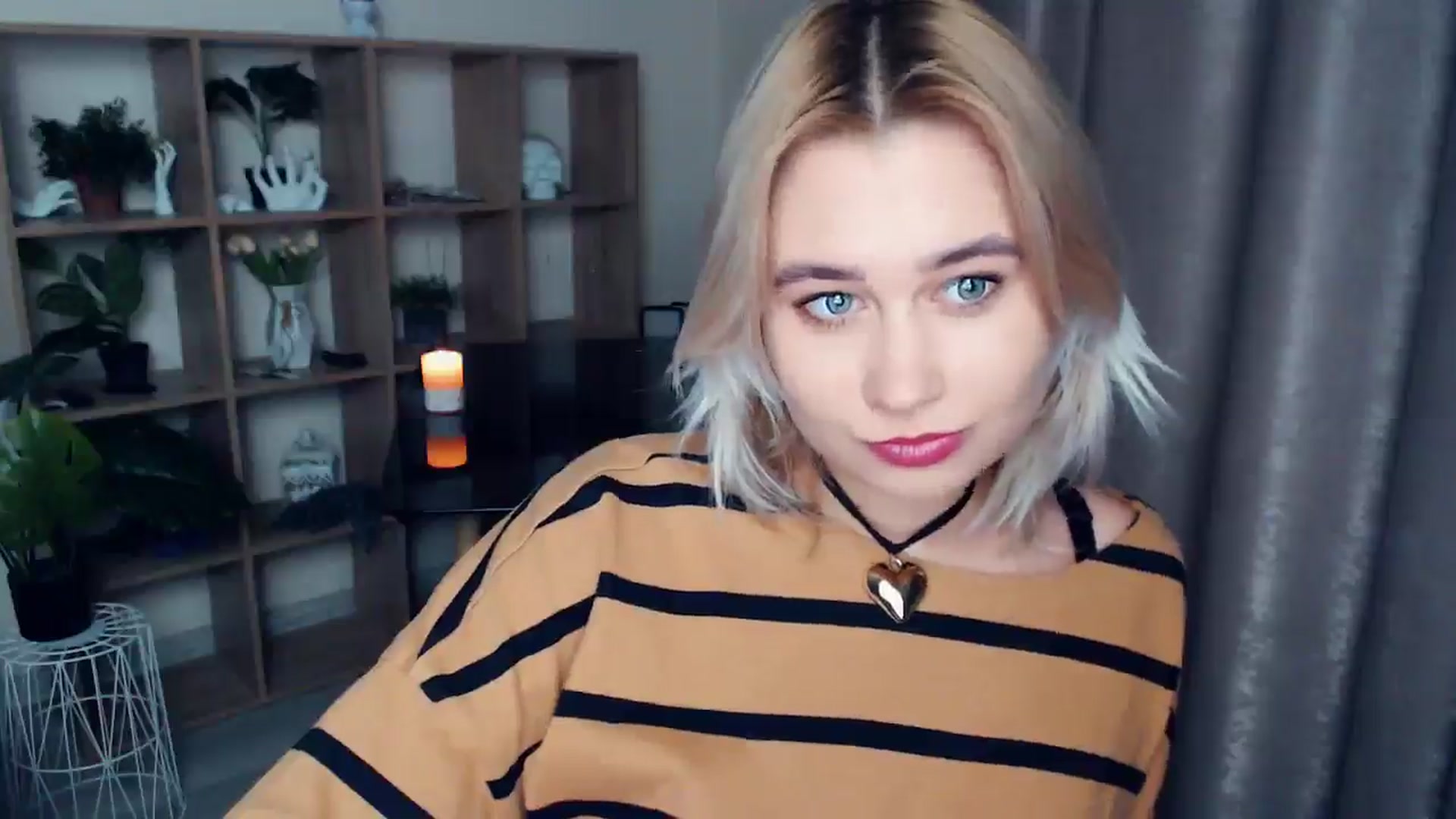 Gallery image thumbnail from Kukla_kolduna's myfreecams stream on, 12/11/2024, 15:00 image 12 of 20