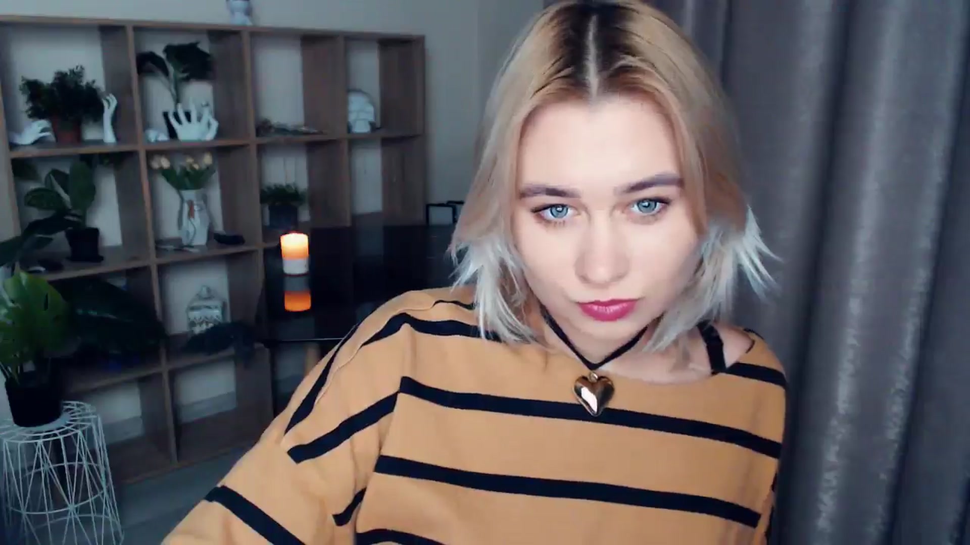 Gallery image thumbnail from Kukla_kolduna's myfreecams stream on, 12/11/2024, 15:00 image 14 of 20